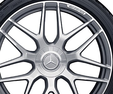 AMG Schmiederad im Kreuzspeichen-Design, 53,3 cm (21 Zoll) - 10 J x 21 ET 28, titangrau, glanzgedreht