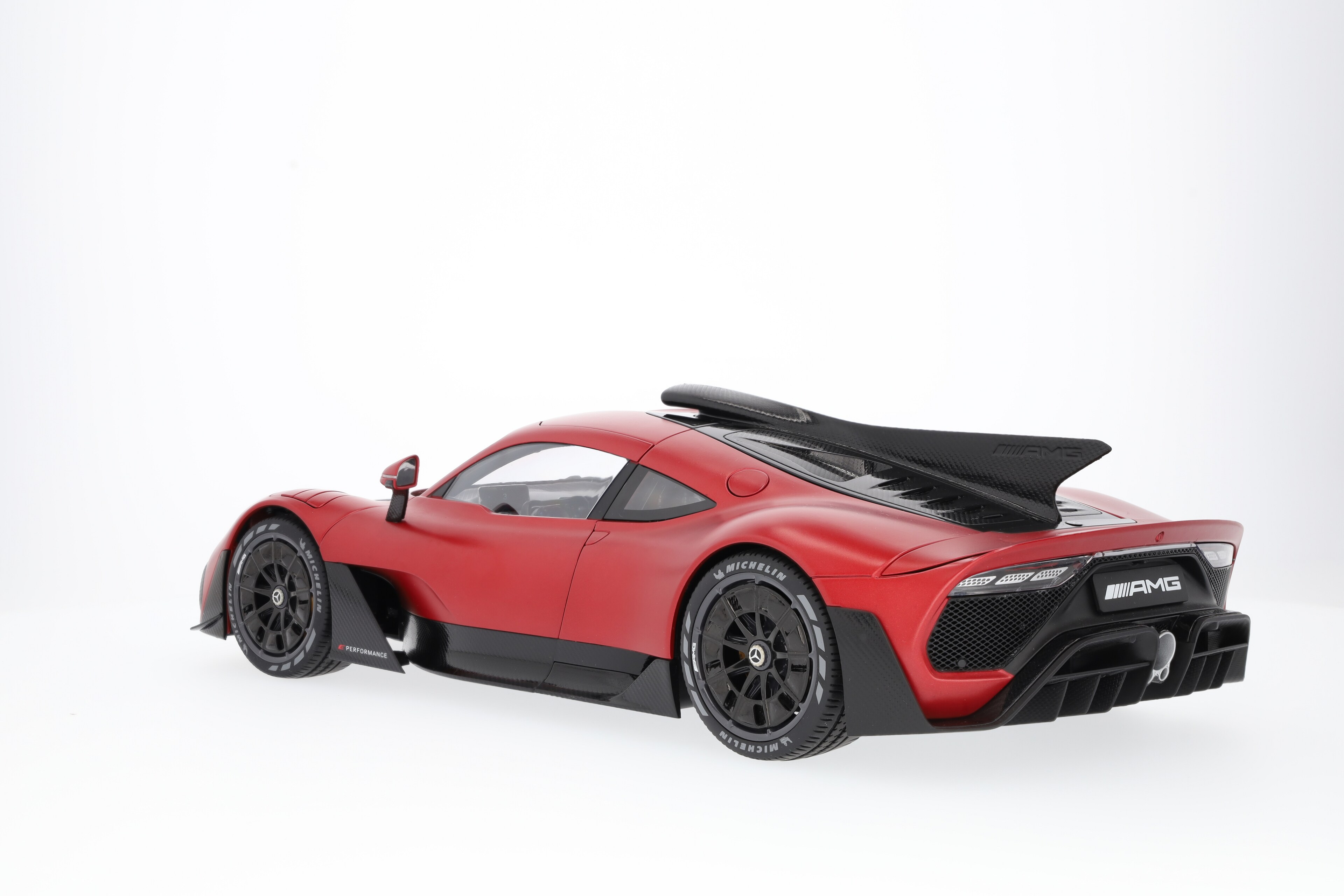 Mercedes-AMG ONE, C298 - designo patagonienrot magno, NZG, 1:12