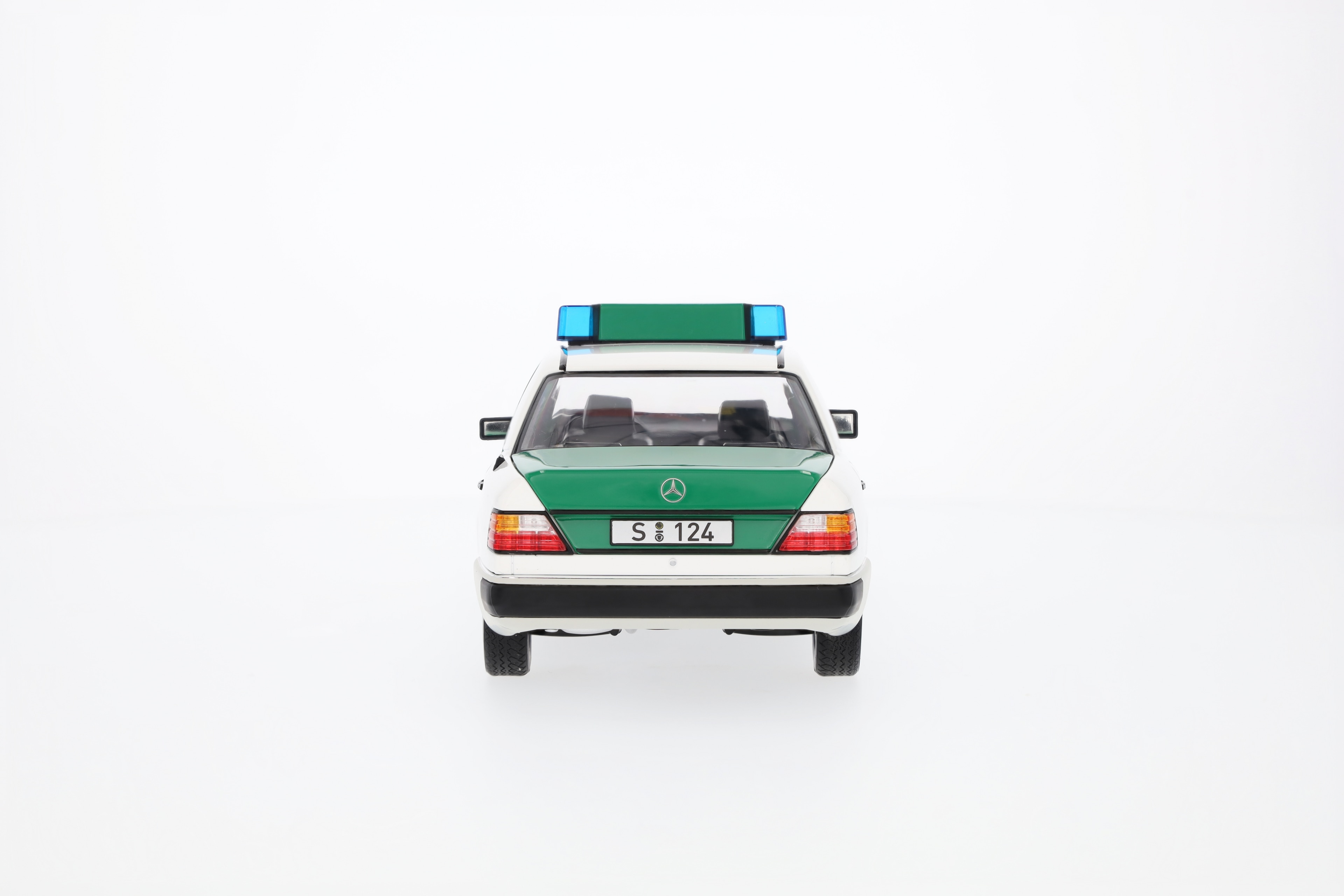 230 E W 124 (1989-1993), Limousine, Polizei - weiß / grün, Norev, 1:18