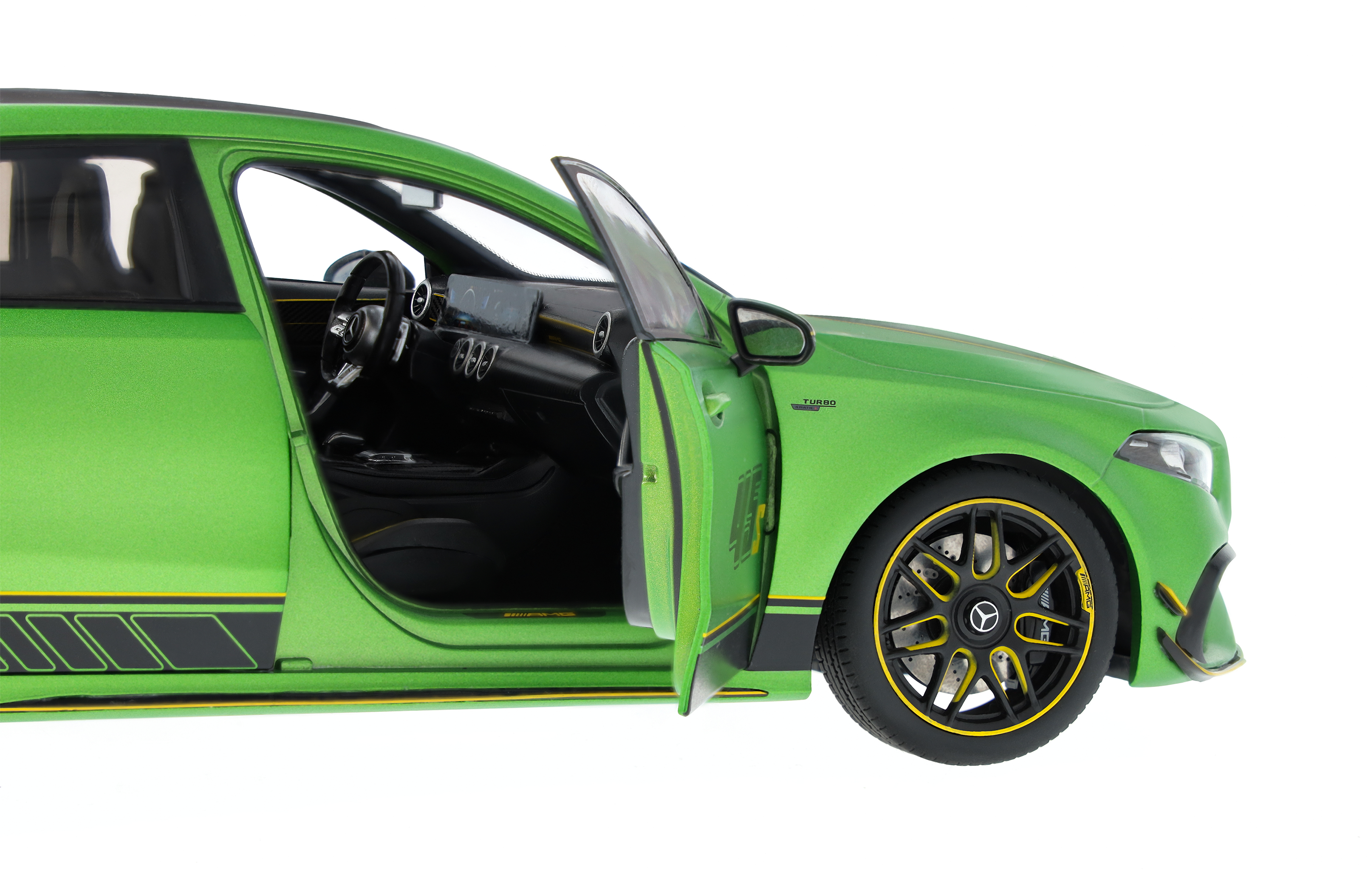 Mercedes-AMG A 45 S 4MATIC - green hell magno, NZG, 1:18 Mercedes-AMG A 45 S 4MATIC - green hell magno, NZG, 1:18