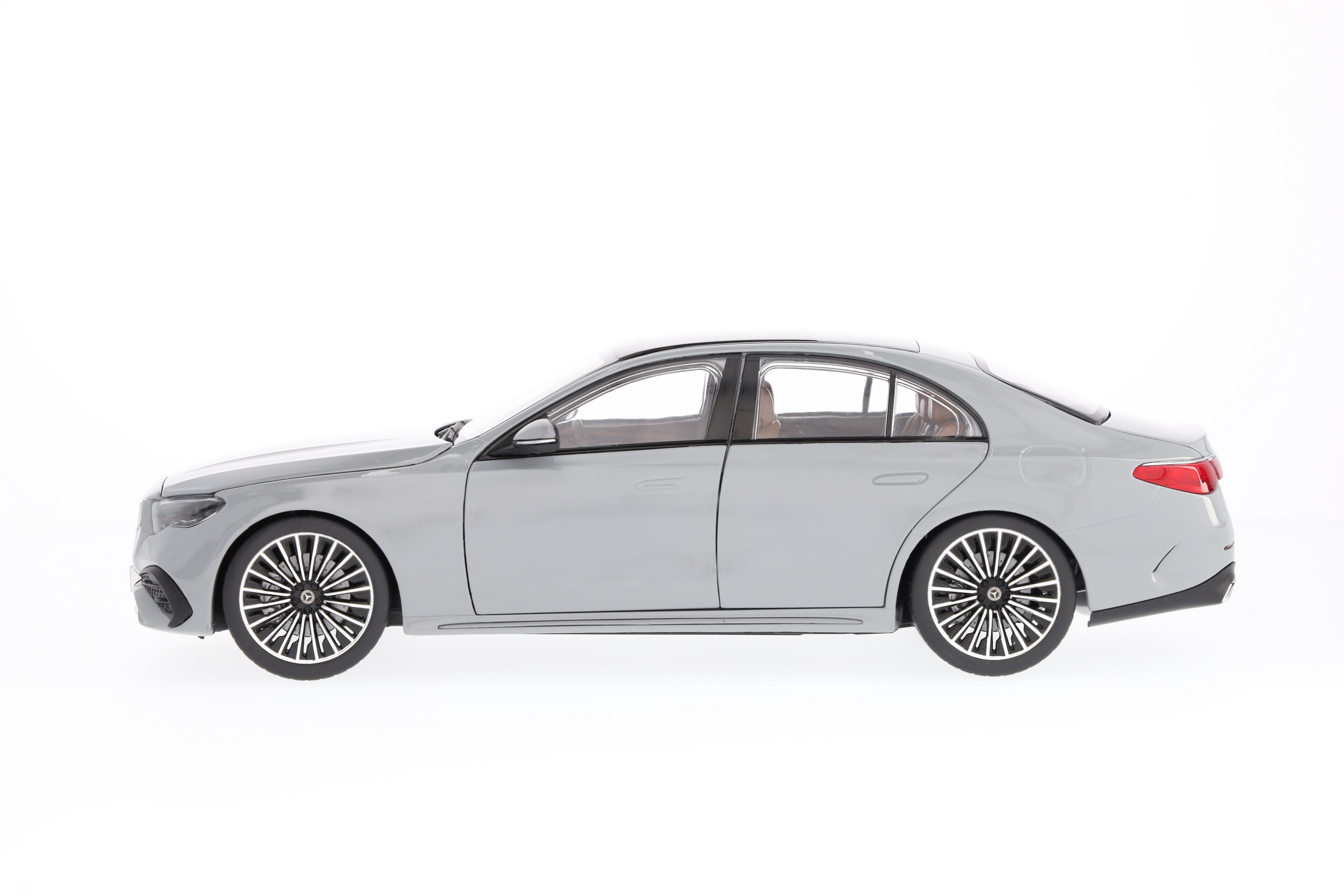 E-Klasse, Limousine, AMG Line, W214 - MANUFAKTUR alpingrau uni, iScale, 1:18