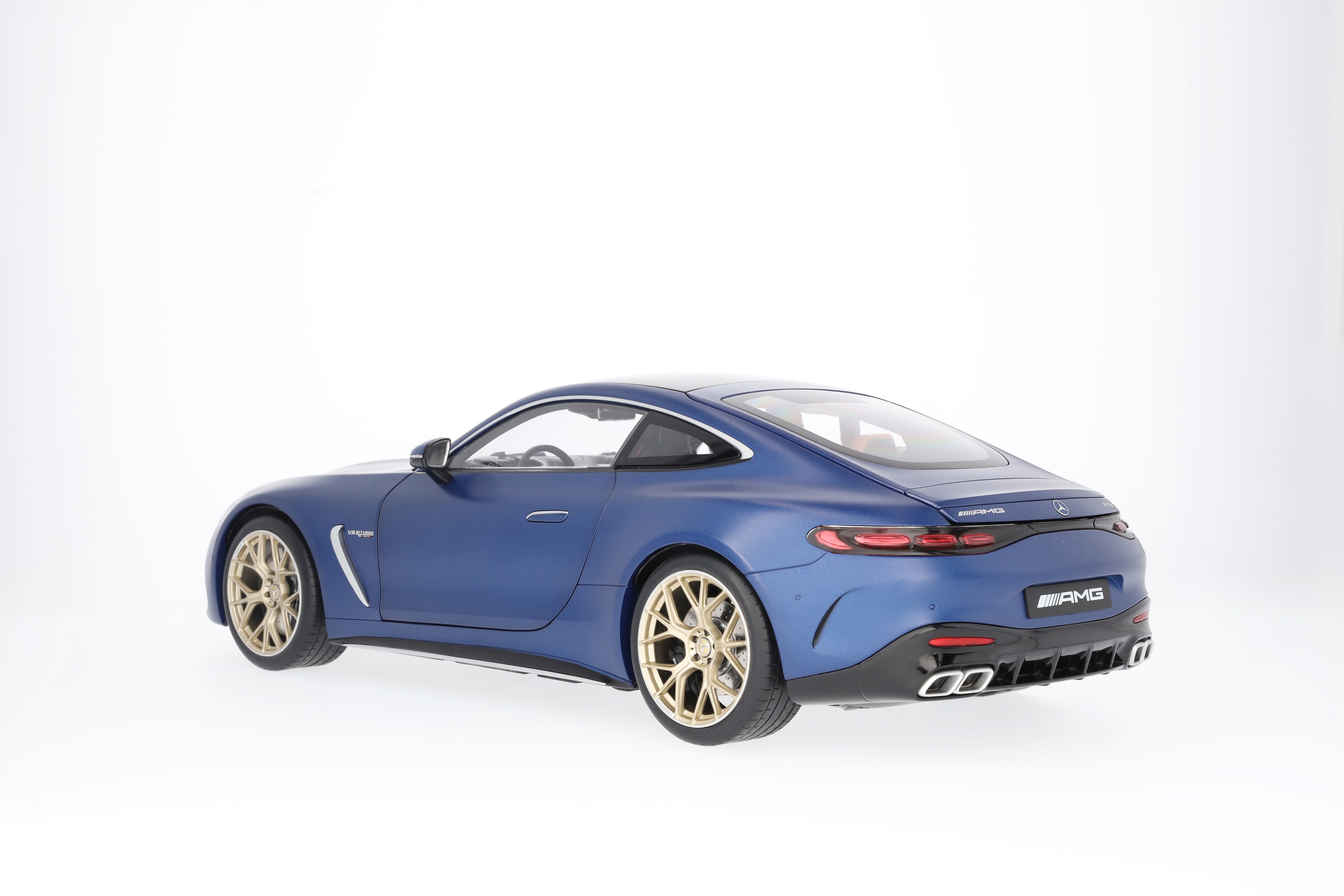 Mercedes-AMG GT 63 4MATIC+ - MANUFAKTUR spektralblau magno, NZG, 1:12 Mercedes-AMG GT 63 4MATIC+ - MANUFAKTUR spektralblau magno, NZG, 1:12