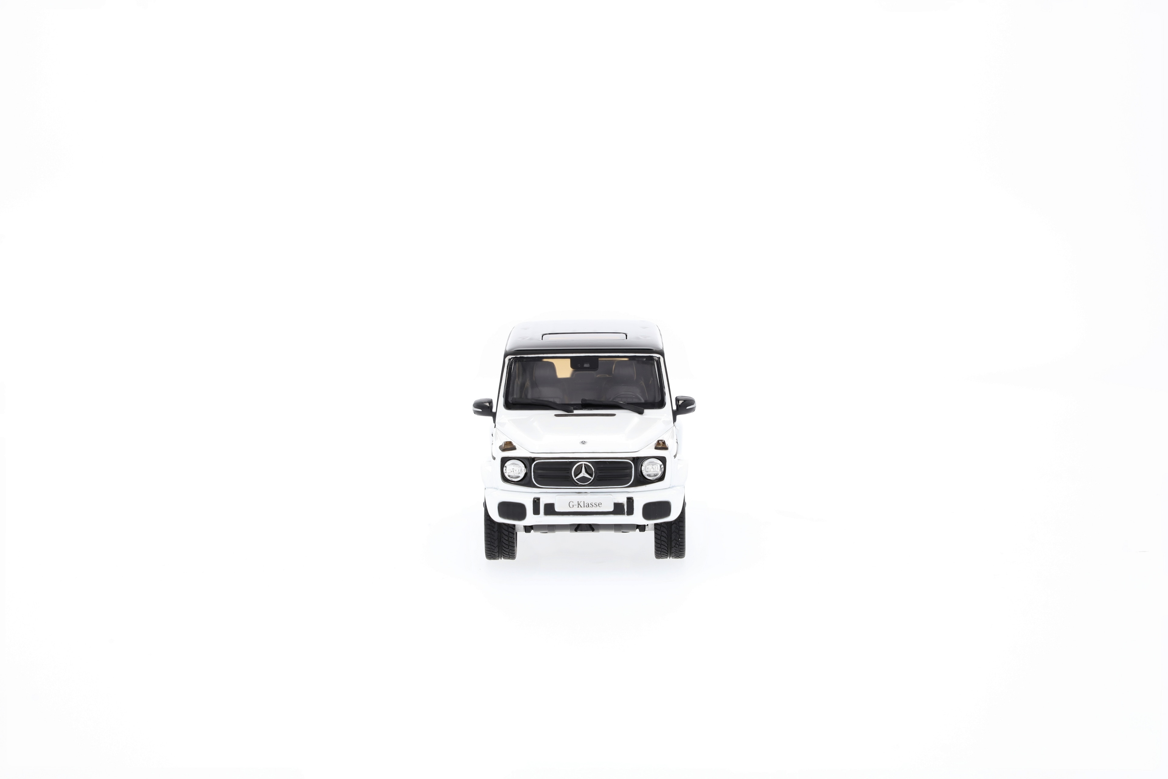 G 580 with EQ Technology, Geländewagen, AMG Line, N465 - MANUFAKTUR opalithweiß bright, Norev, 1:43 G 580 with EQ Technology, Geländewagen, AMG Line, N465 - MANUFAKTUR opalithweiß bright, Norev, 1:43