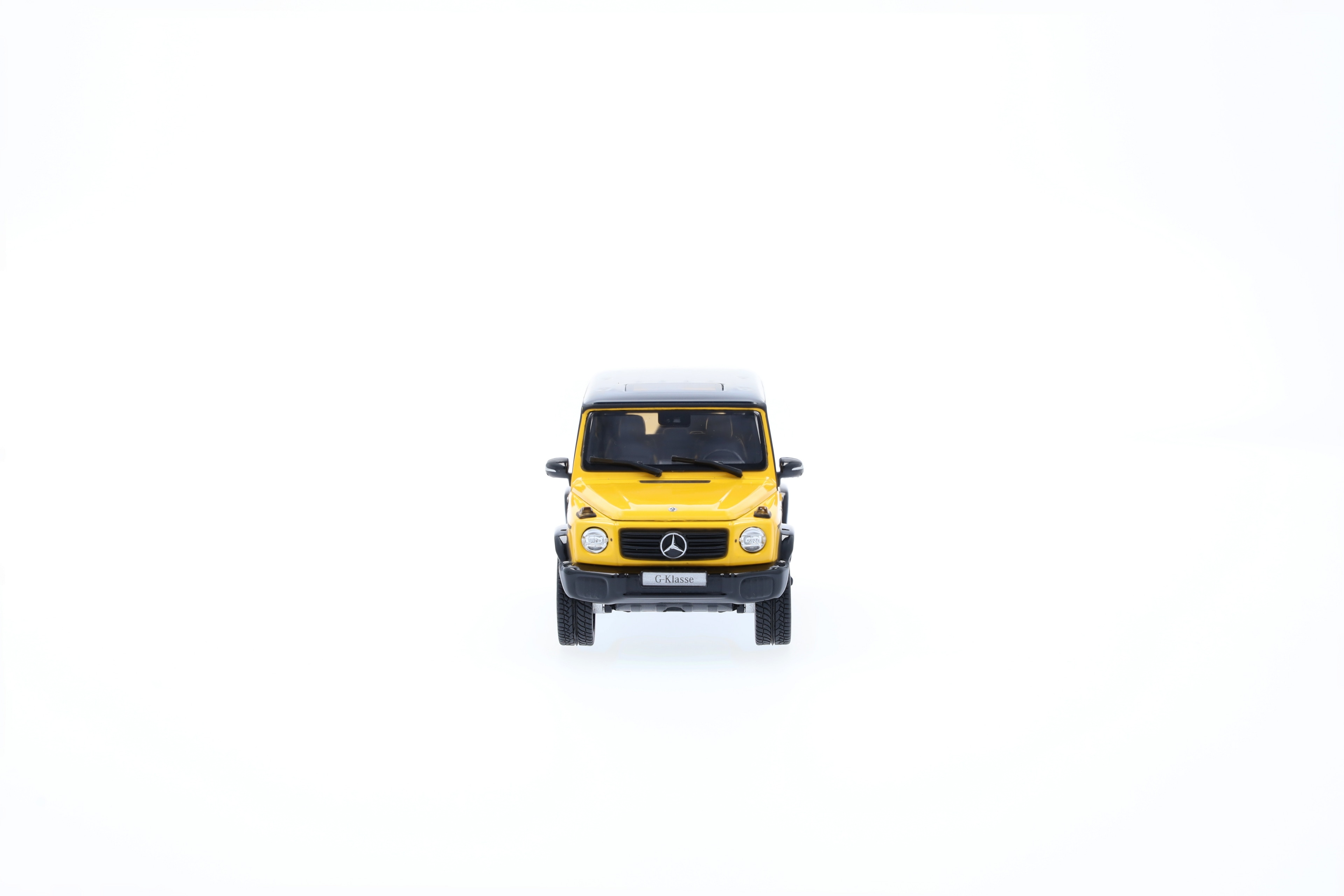 G-Klasse, Geländewagen, AMG Line, W465 - MANUFAKTUR sonnengelb uni, Norev, 1:43 G-Klasse, Geländewagen, AMG Line, W465 - MANUFAKTUR sonnengelb uni, Norev, 1:43