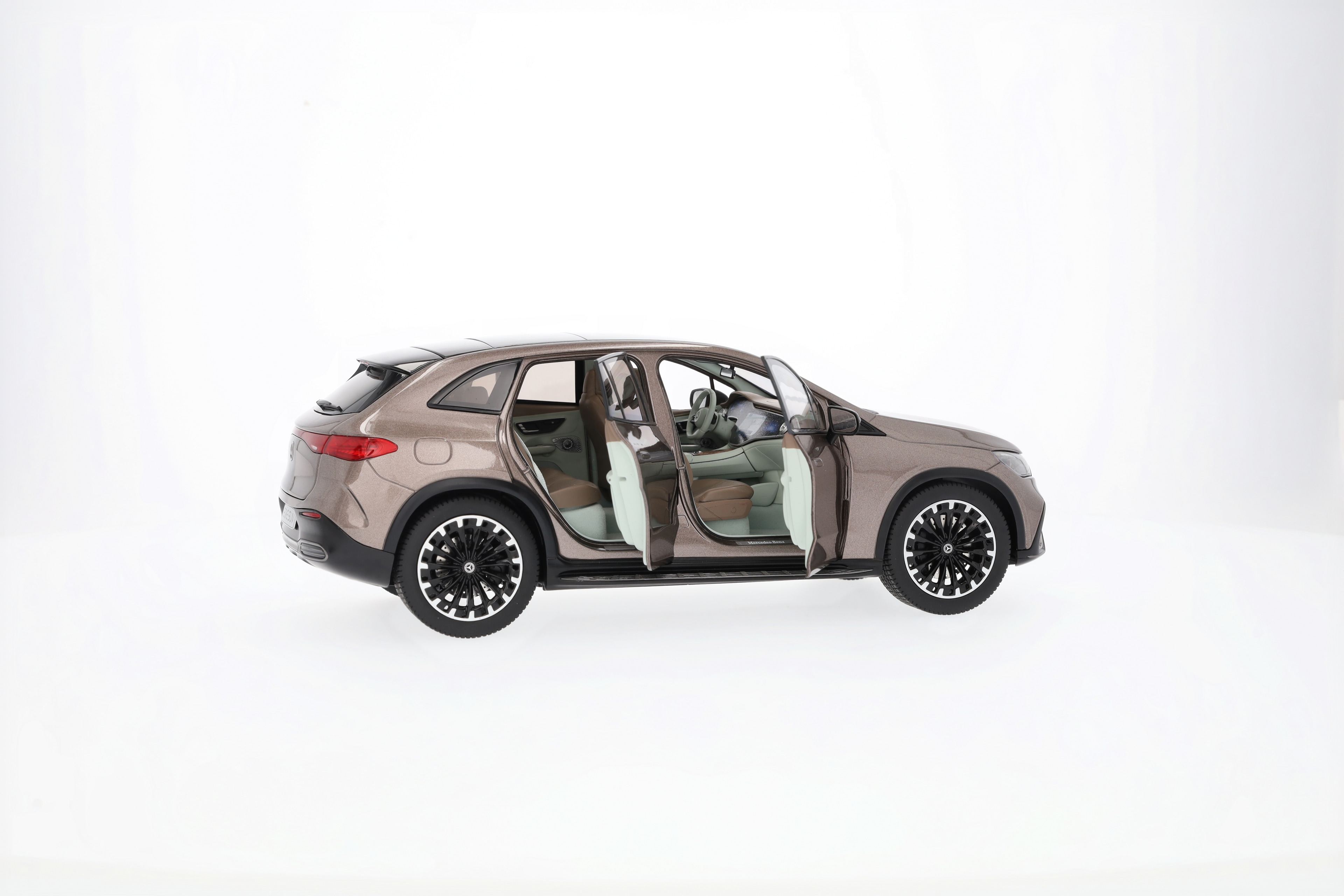 EQE SUV, AMG Line, X294 - samtbraun, NZG, 1:18 EQE SUV, AMG Line, X294 - samtbraun, NZG, 1:18