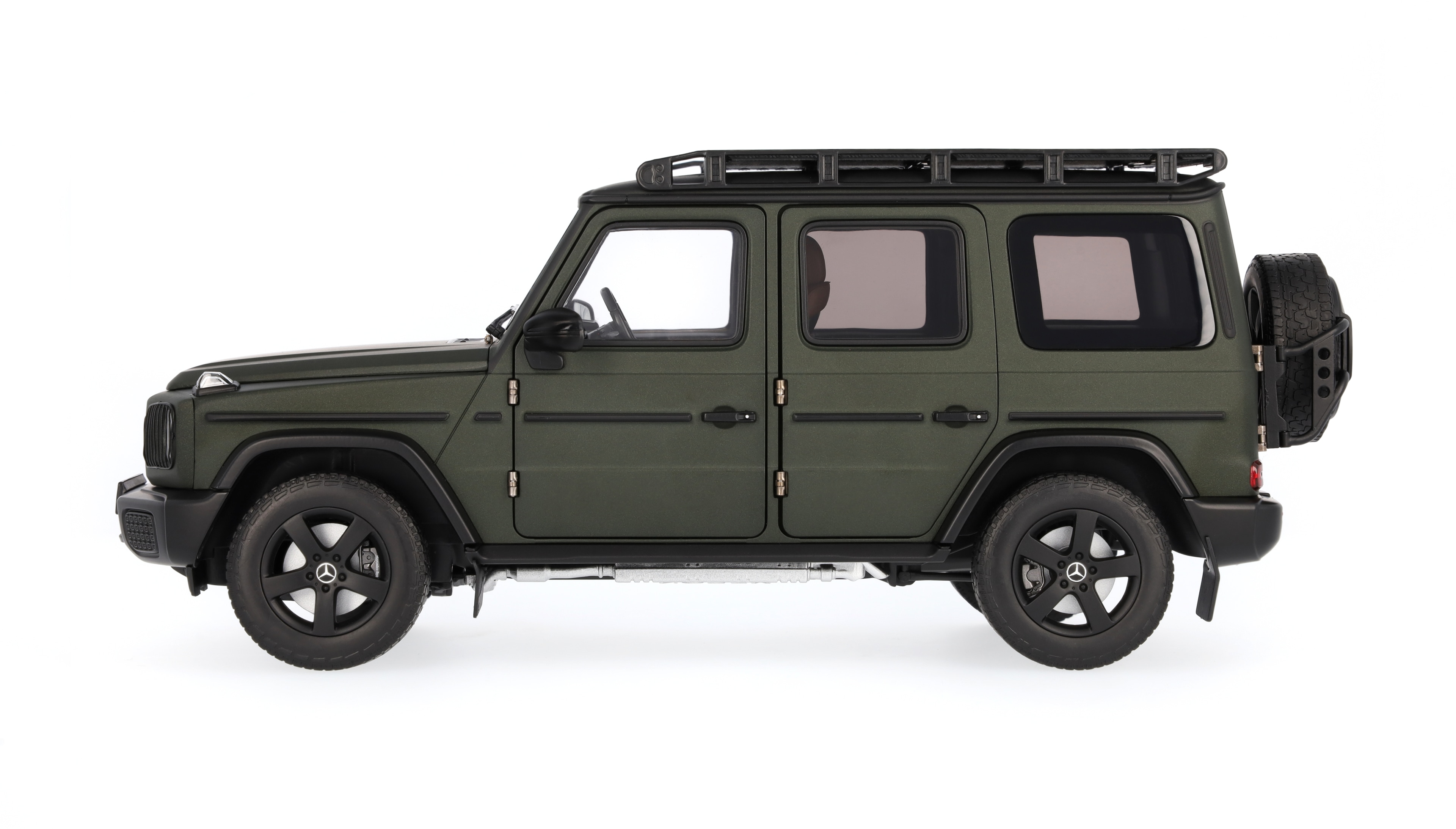 G-Klasse, Geländewagen, PROFESSIONAL Line, W465 - MANUFAKTUR oliv magno, Norev, 1:18 G-Klasse, Geländewagen, PROFESSIONAL Line, W465 - MANUFAKTUR oliv magno, Norev, 1:18