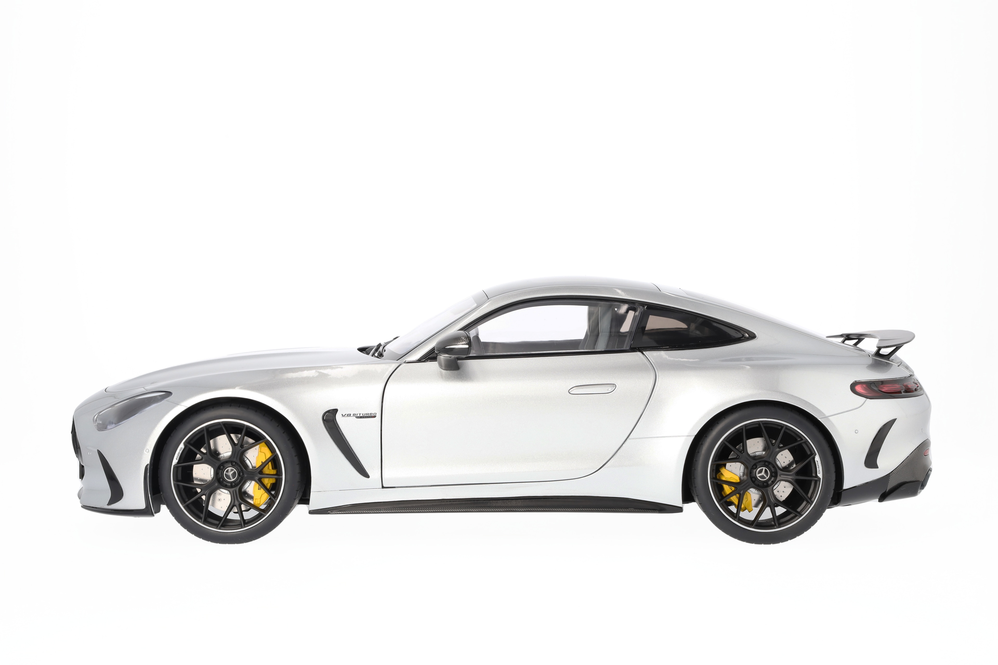 Mercedes-AMG GT 63 4MATIC+ - hightechsilber, NZG, 1:12 Mercedes-AMG GT 63 4MATIC+ - hightechsilber, NZG, 1:12