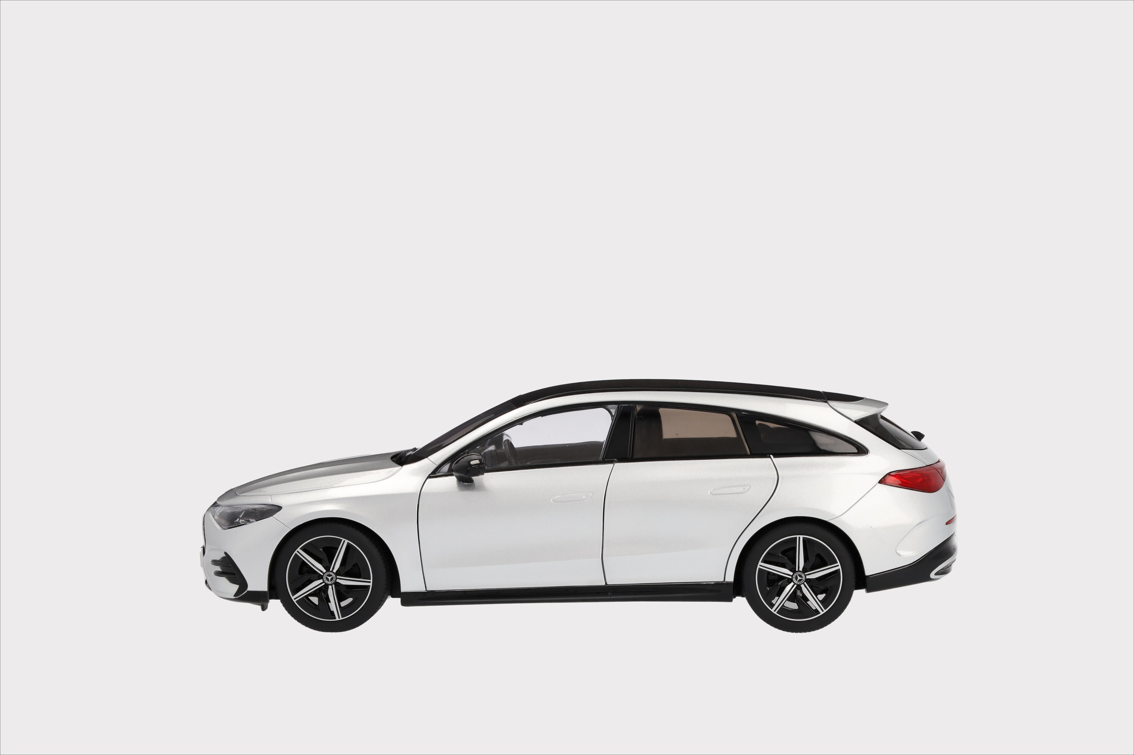 CLA, Shooting Brake, X174 - hightechsilber, NZG, 1:18