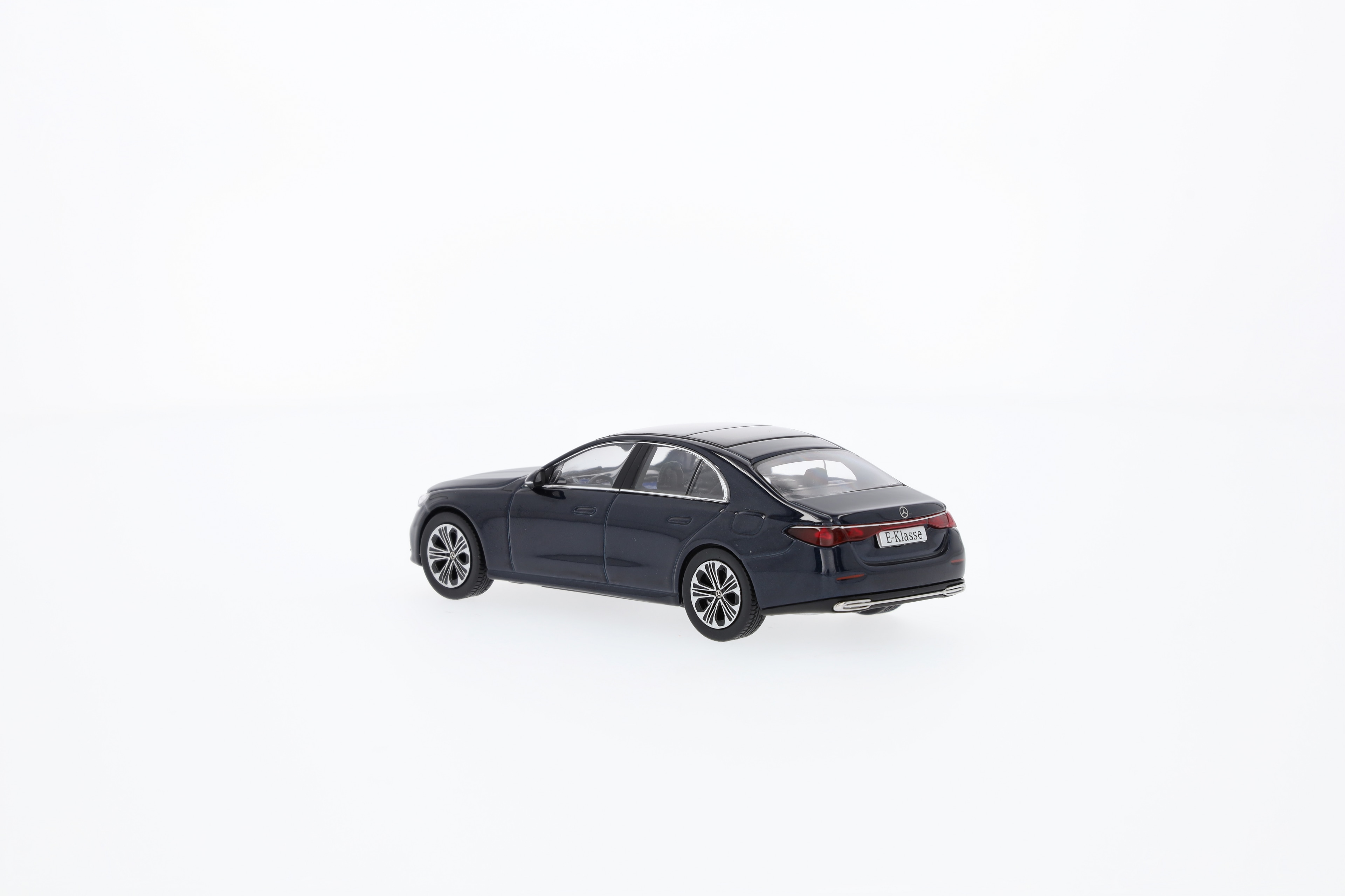 E-Klasse, Limousine, AVANTGARDE, W214 - nautikblau, iScale, 1:43 E-Klasse, Limousine, AVANTGARDE, W214 - nautikblau, iScale, 1:43