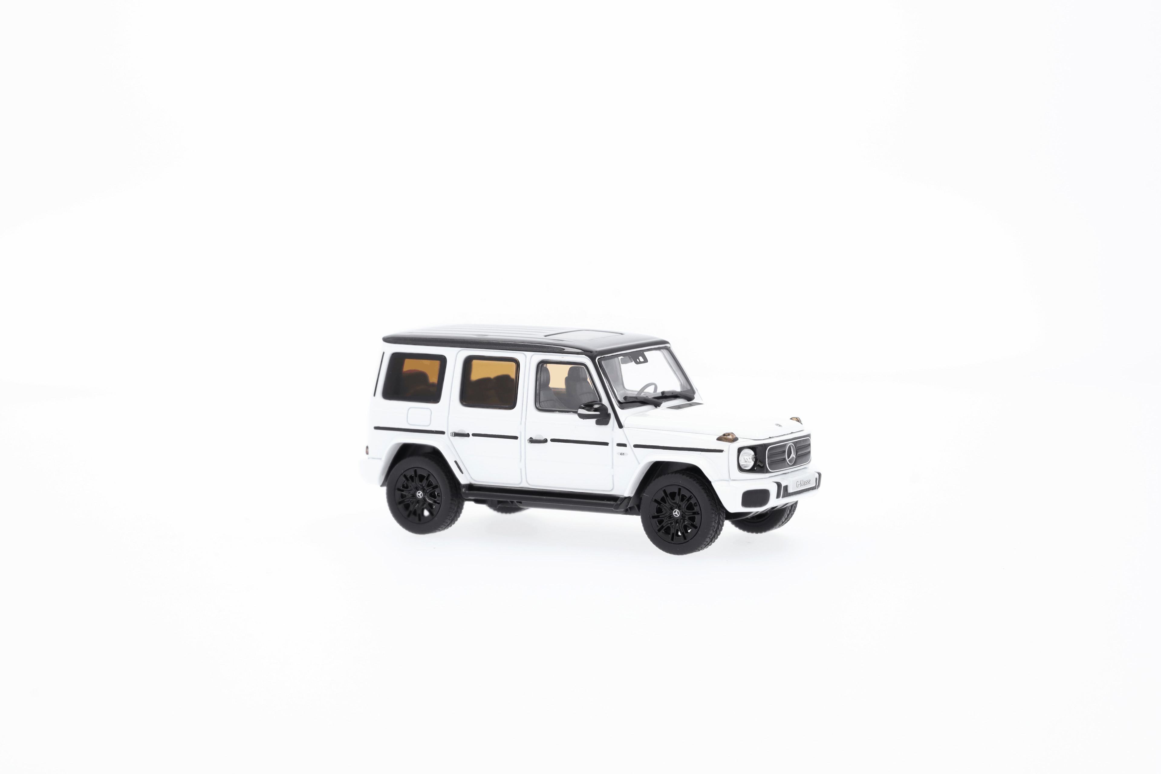 G 580 with EQ Technology, Geländewagen, AMG Line, N465 - MANUFAKTUR opalithweiß bright, Norev, 1:43 G 580 with EQ Technology, Geländewagen, AMG Line, N465 - MANUFAKTUR opalithweiß bright, Norev, 1:43