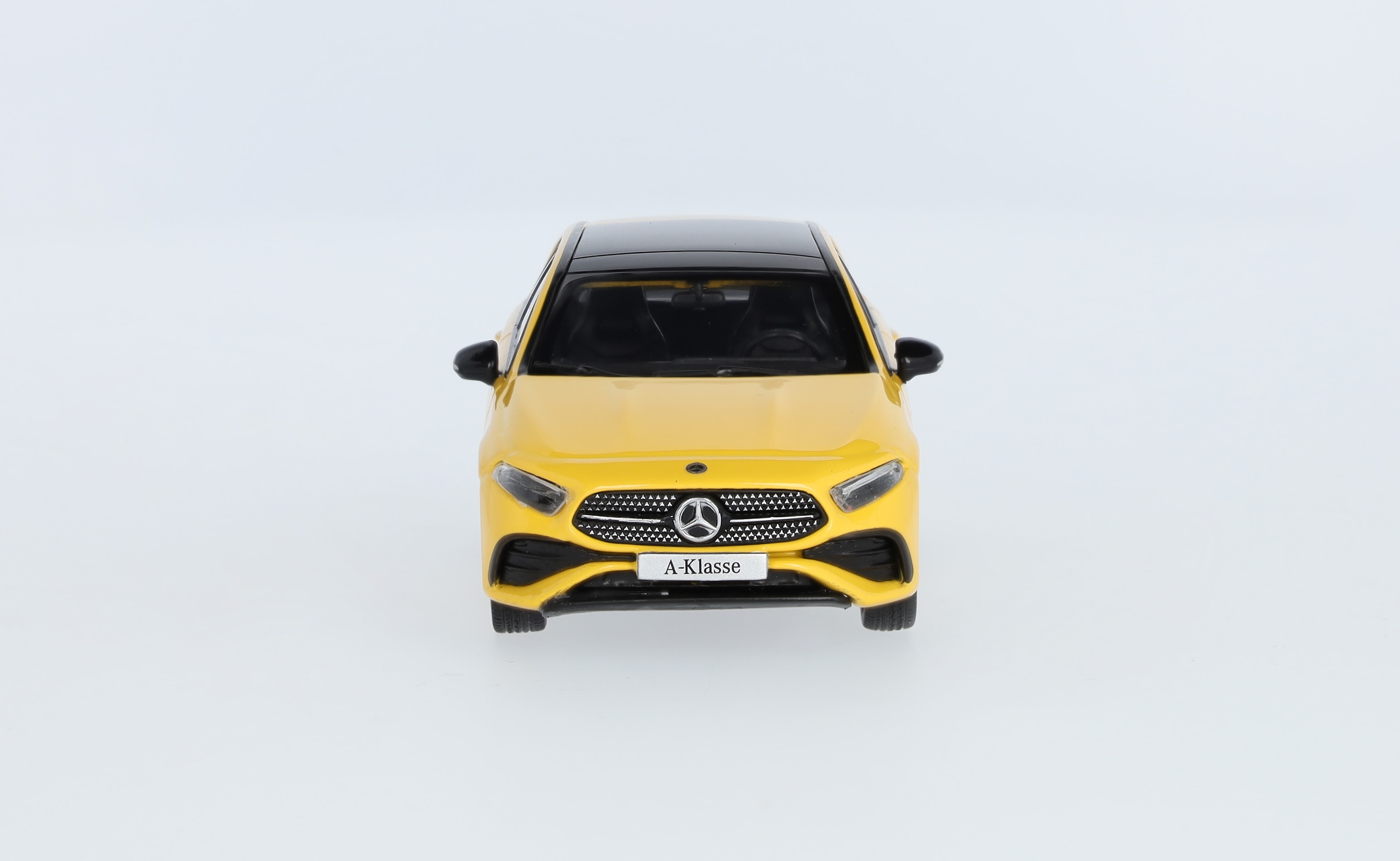 A-Klasse, Kompaktlimousine, AMG Line, W177 - sonnengelb, Minimax, 1:43 A-Klasse, Kompaktlimousine, AMG Line, W177 - sonnengelb, Minimax, 1:43