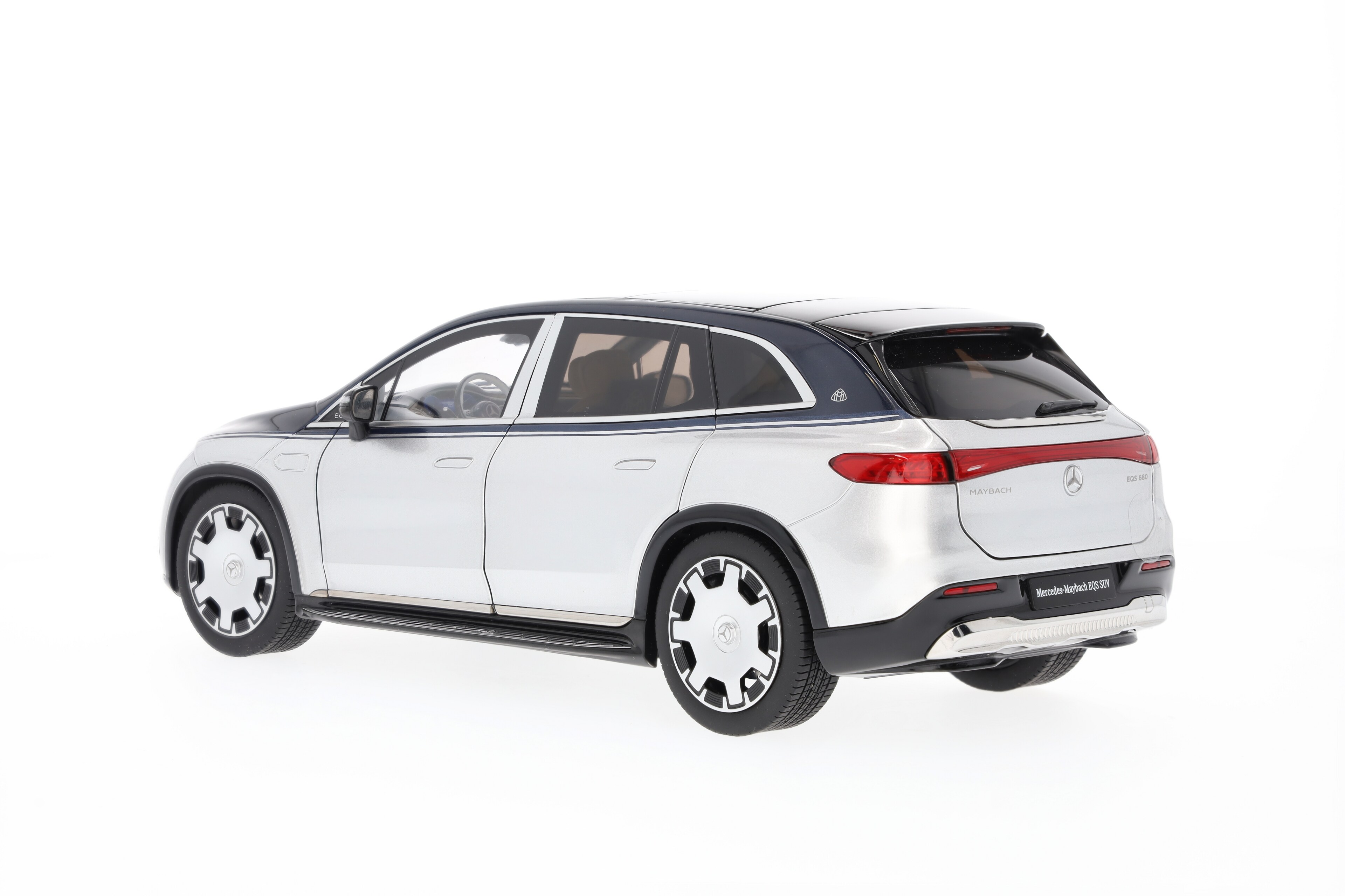 Mercedes-Maybach EQS 680 SUV, X296 - sodalithblau / hightechsilber, NZG, 1:18