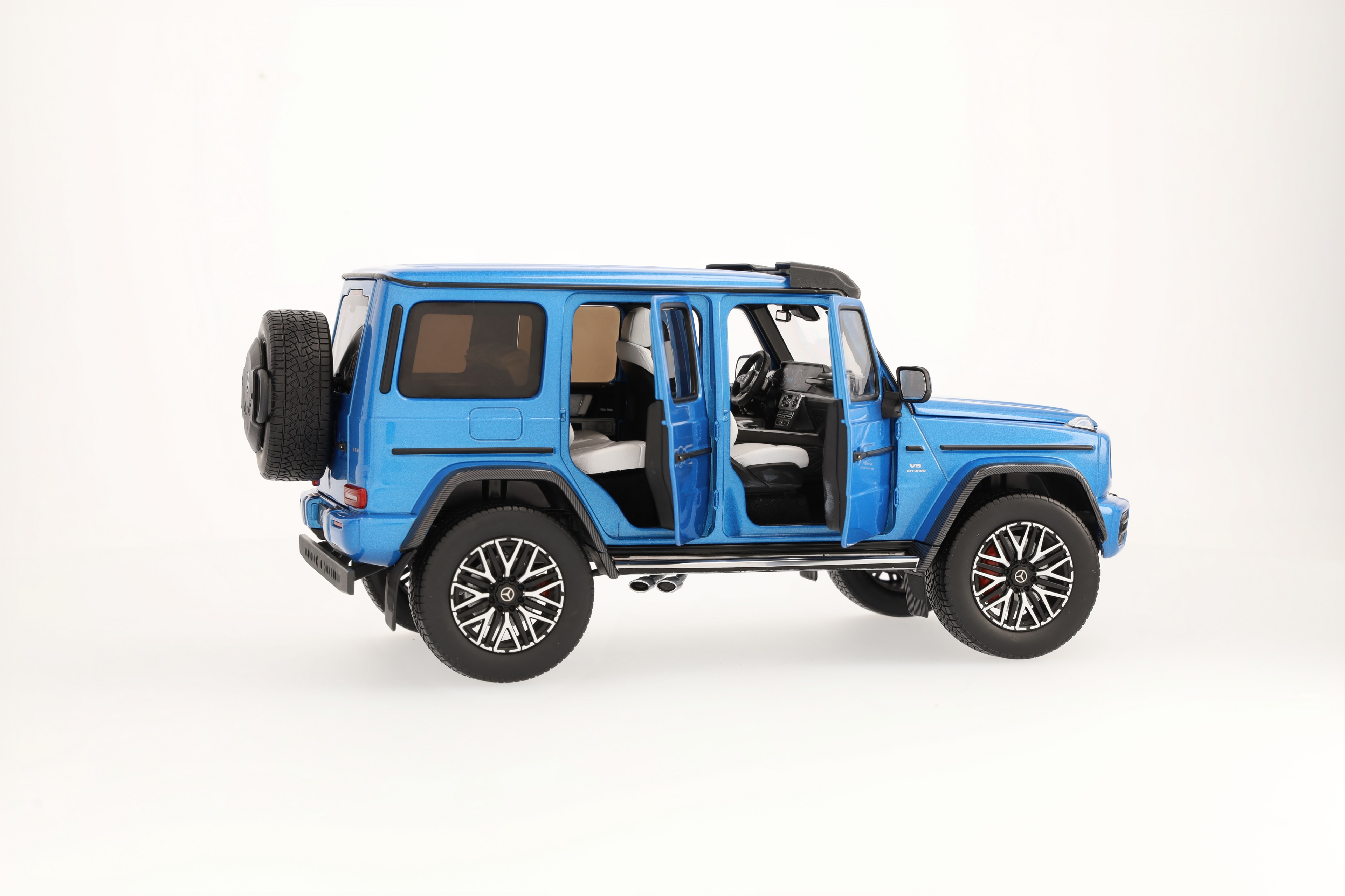 Mercedes-AMG G 63 4x4², W463 - G manufaktur südseeblau, iScale, 1:18 Mercedes-AMG G 63 4x4², W463 - G manufaktur südseeblau, iScale, 1:18