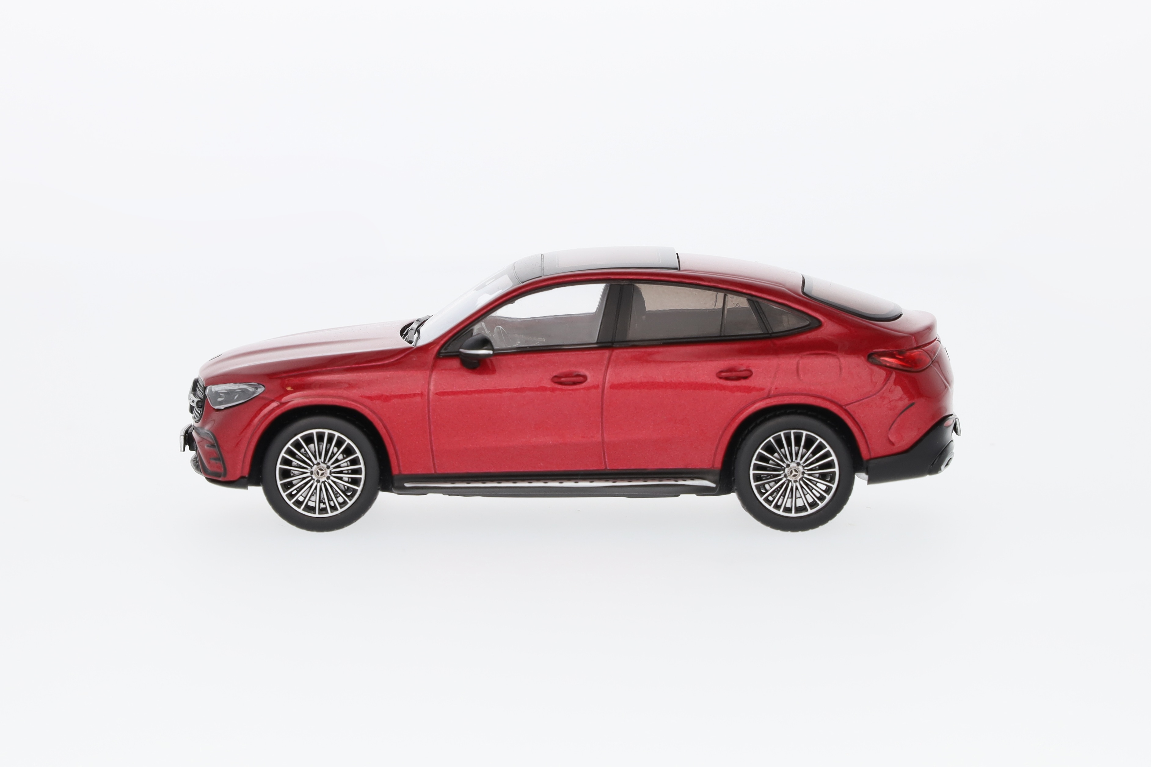 GLC Coupé, AMG Line, C254 - MANUFAKTUR patagonienrot metallic, iScale, 1:43 GLC Coupé, AMG Line, C254 - MANUFAKTUR patagonienrot metallic, iScale, 1:43