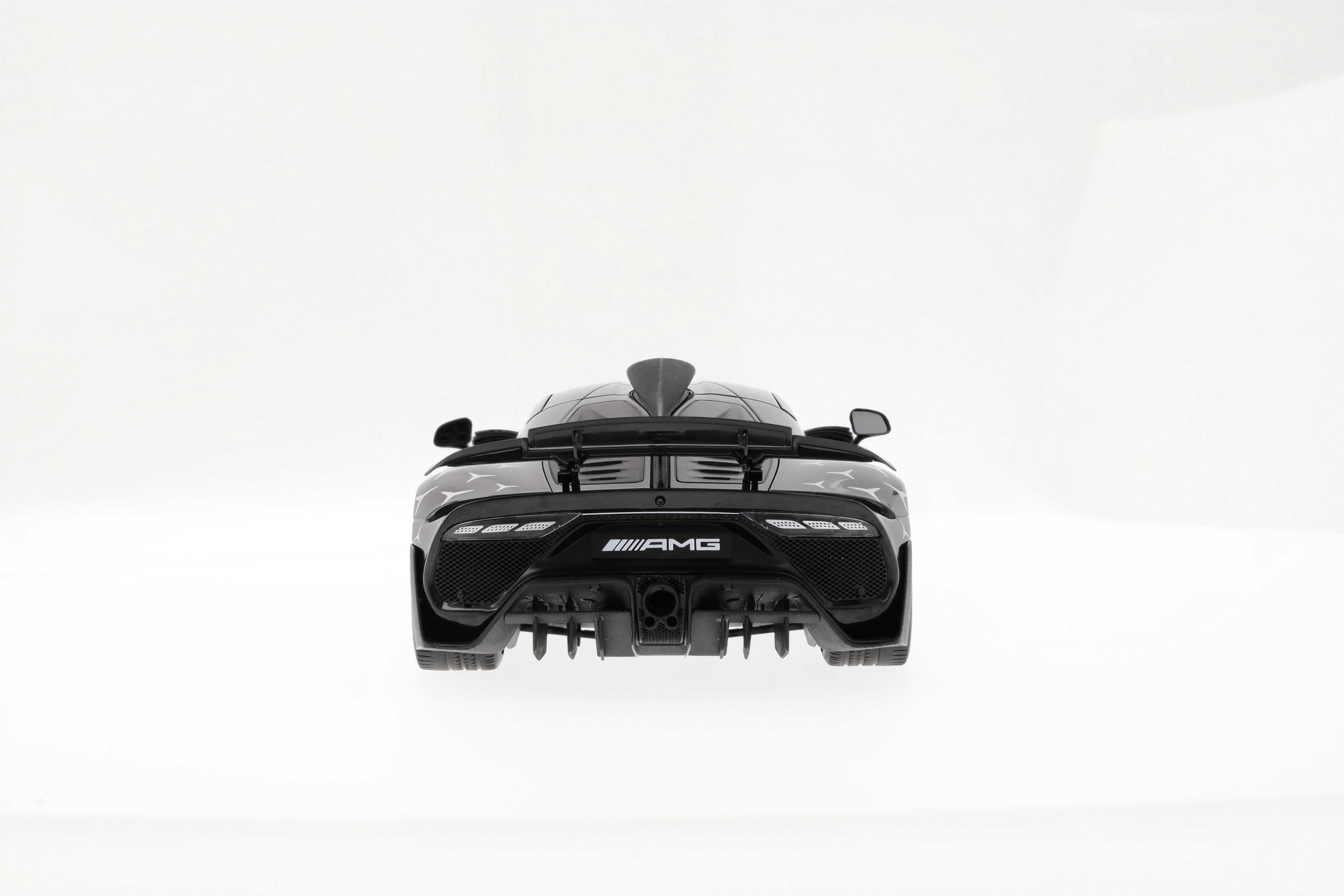 Mercedes-AMG ONE, C298 - obsidianschwarz, NZG, 1:18