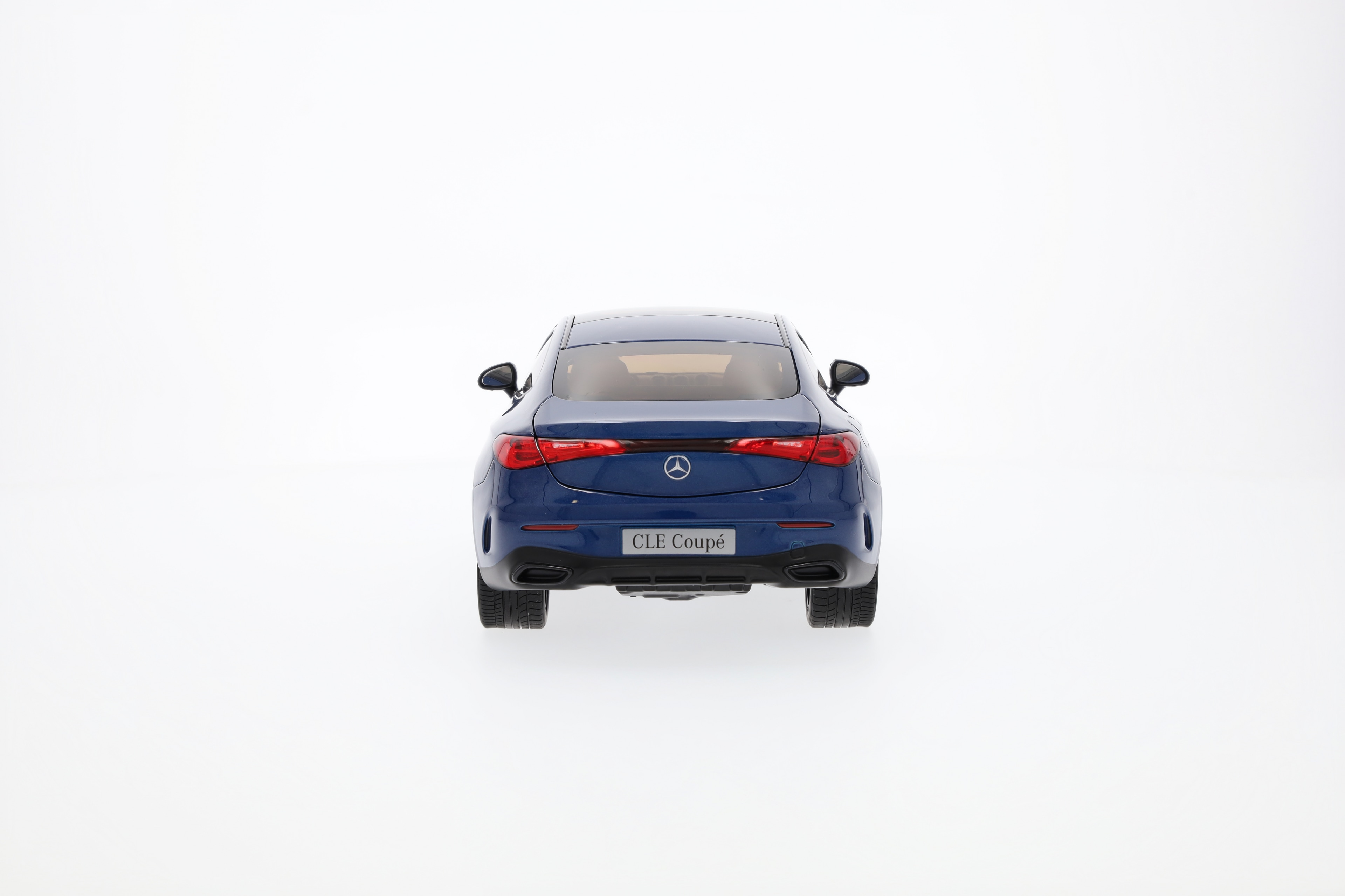 CLE Coupé, AMG Line, C236 - spektralblau, Norev, 1:18 CLE Coupé, AMG Line, C236 - spektralblau, Norev, 1:18
