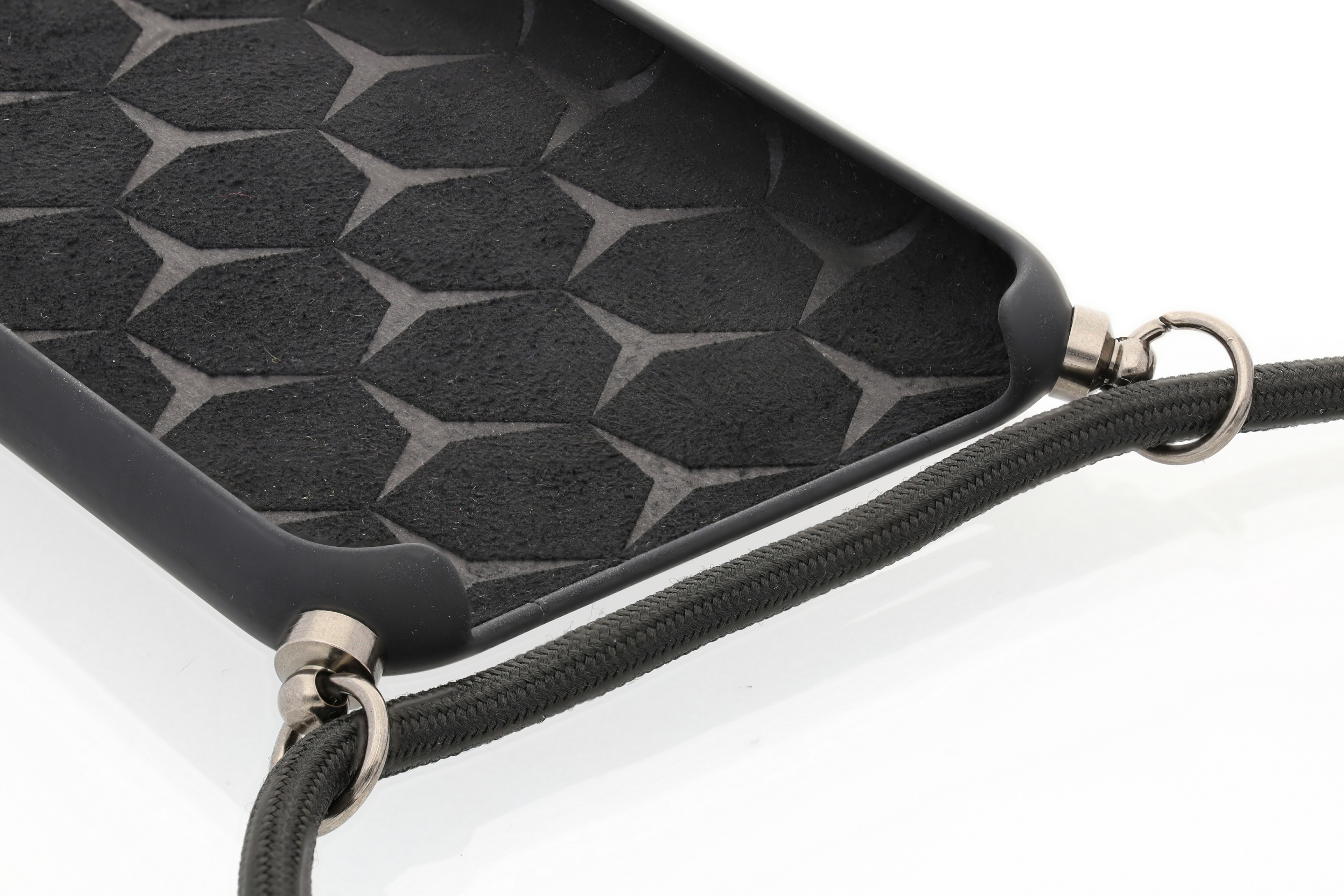 Hülle für iPhone® 11 Pro mit Kette - schwarz, Polycarbonat / TPU / Polyester Hülle für iPhone® 11 Pro mit Kette - schwarz, Polycarbonat / TPU / Polyester