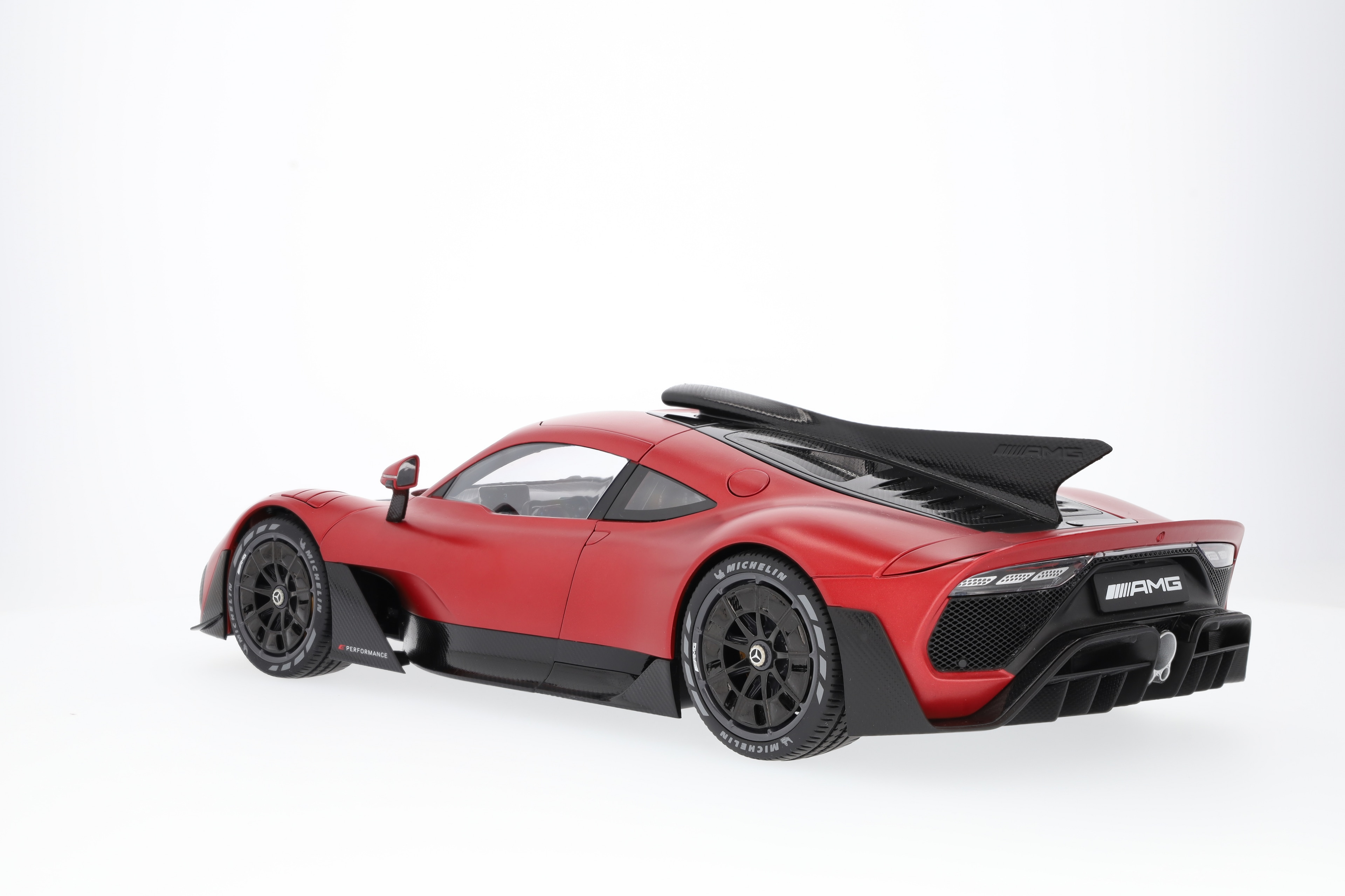 Mercedes-AMG ONE, C298 - designo patagonienrot magno, NZG, 1:12 Mercedes-AMG ONE, C298 - designo patagonienrot magno, NZG, 1:12