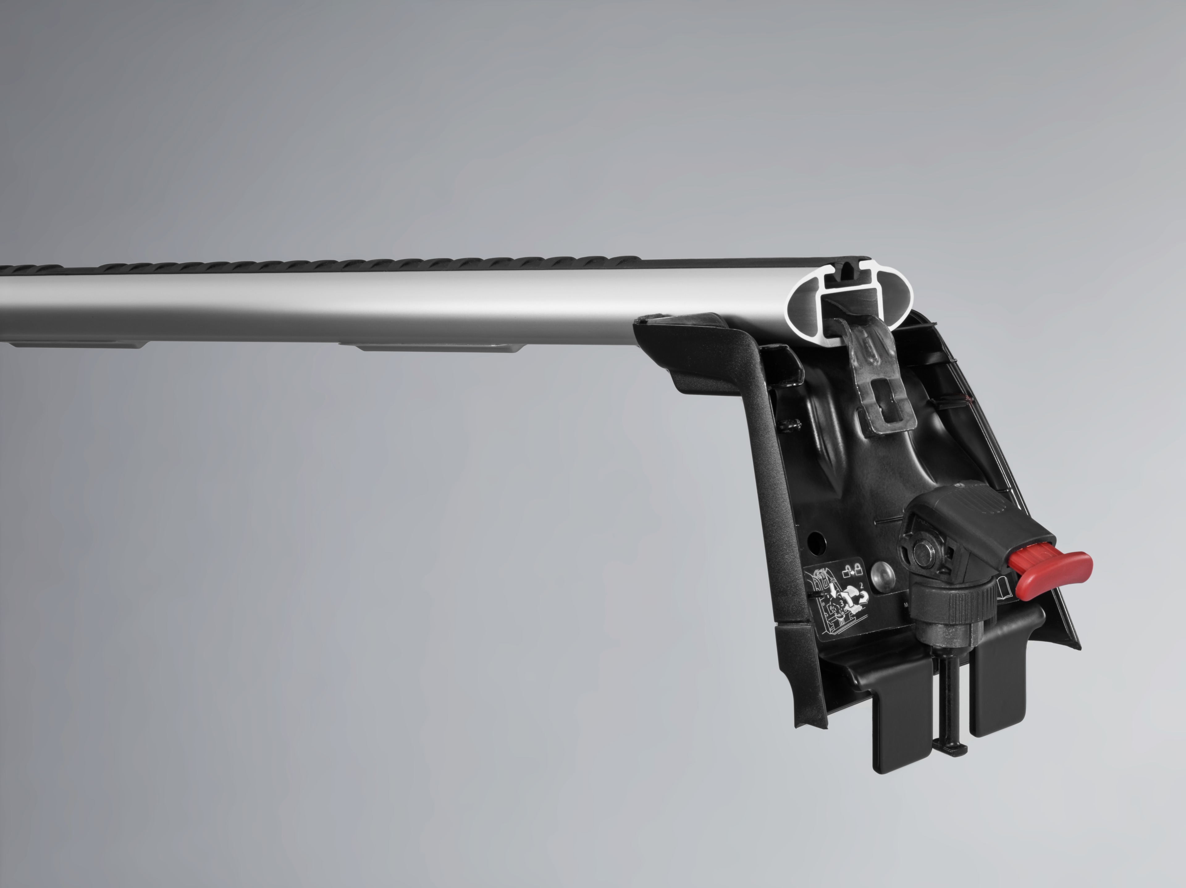 Grundträger - Aluminium / Stahl / Kunststoff, silberfarben / schwarz