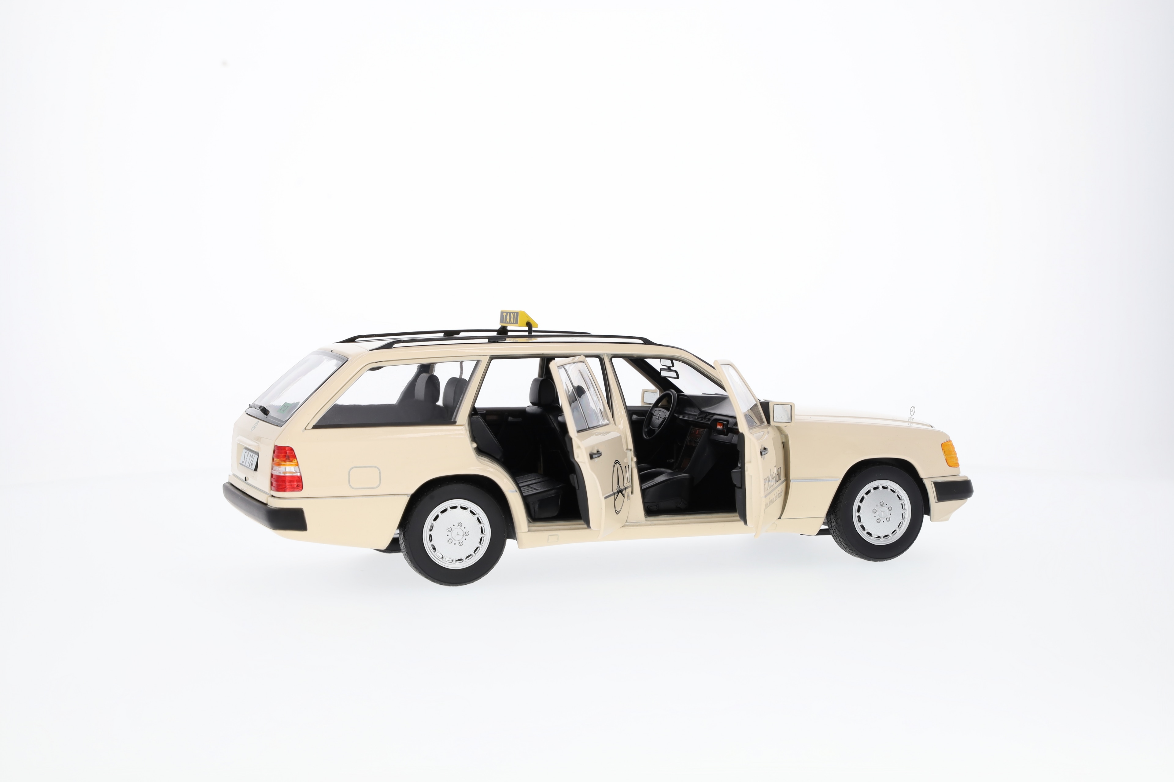 300 D S 124 (1989-1993), T-Modell, Taxi - hellelfenbein, Norev, 1:18