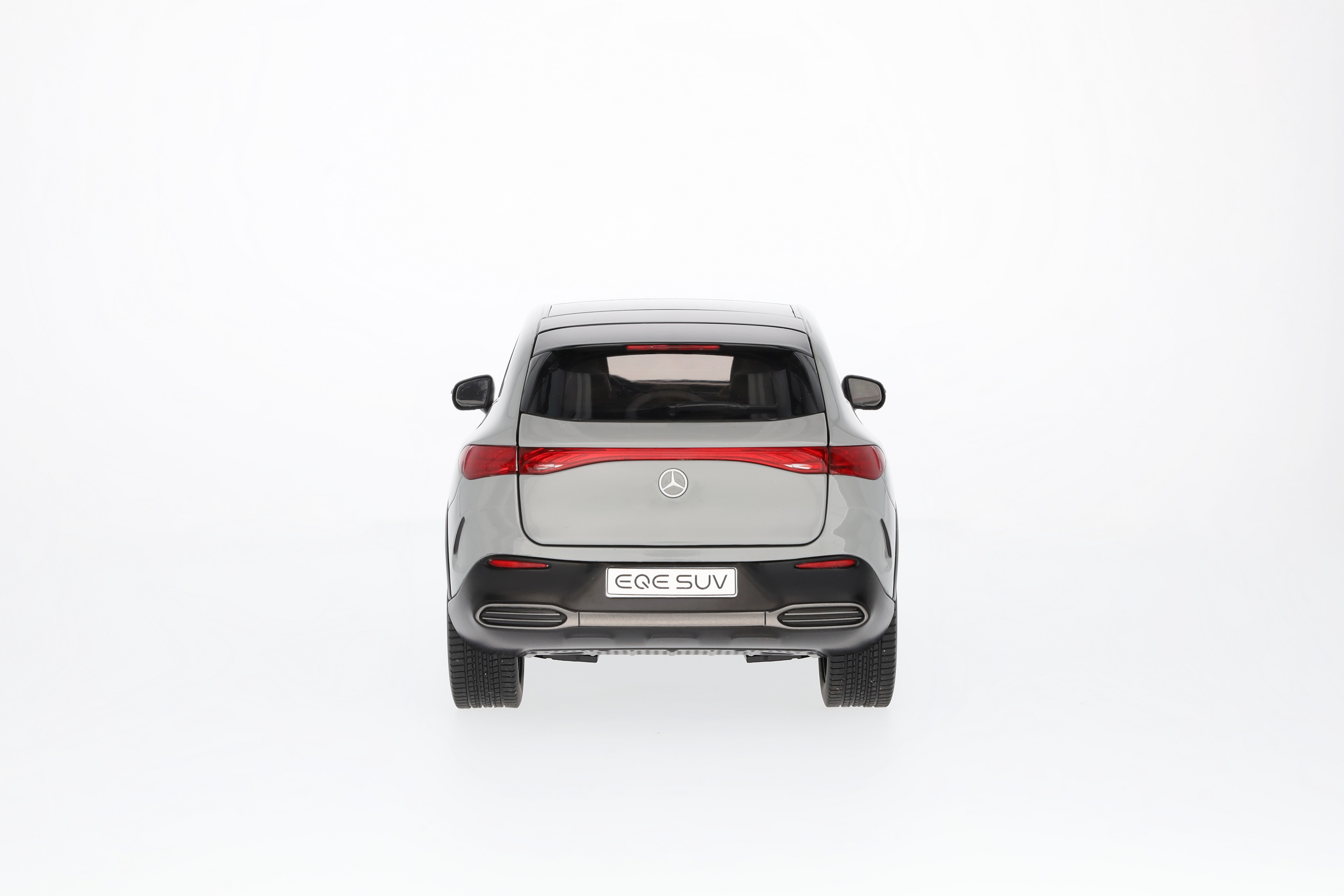 EQE SUV, AMG Line, X294 - MANUFAKTUR alpingrau uni, NZG, 1:18 EQE SUV, AMG Line, X294 - MANUFAKTUR alpingrau uni, NZG, 1:18