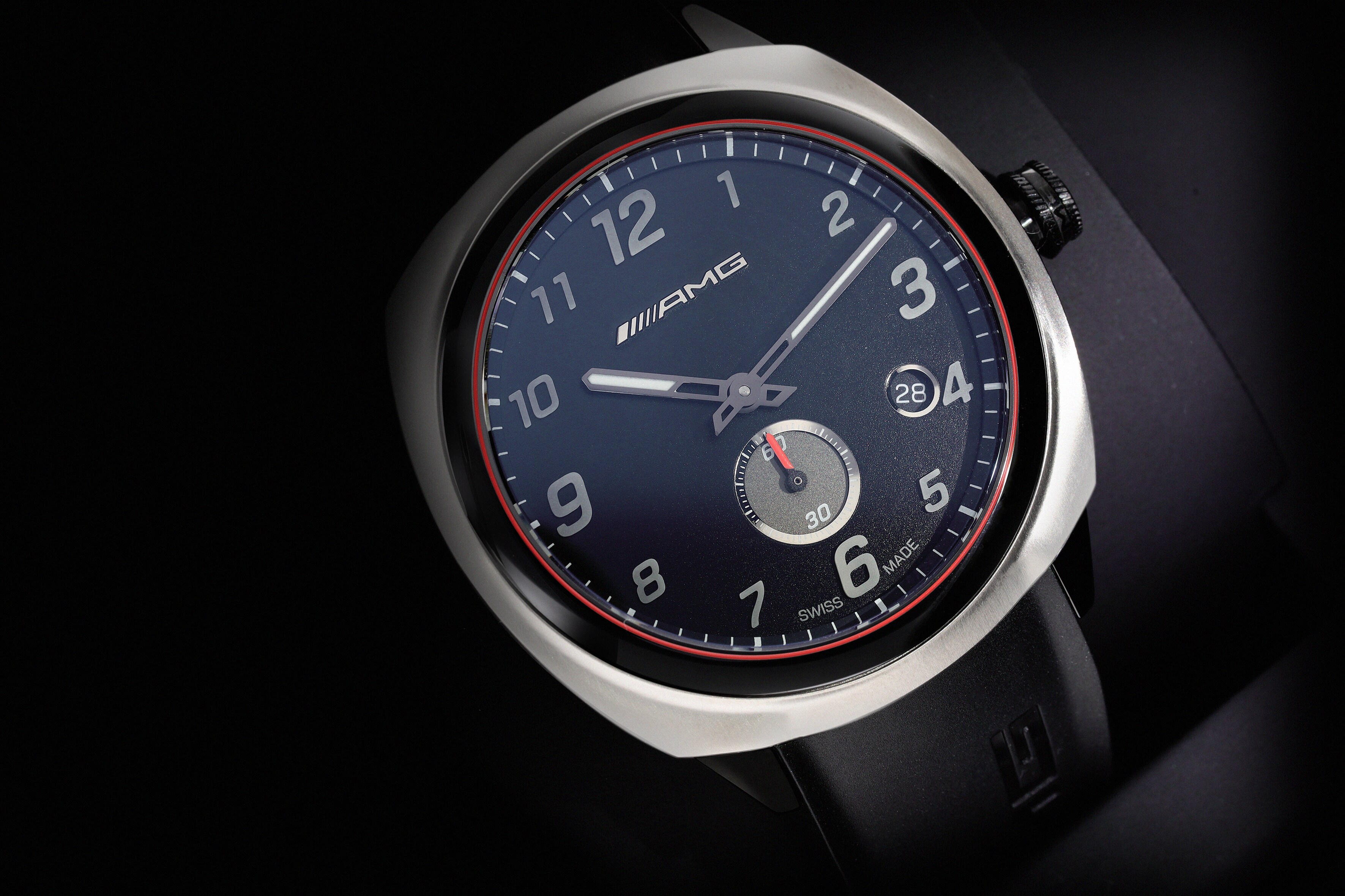 Armbanduhr, Unisex, AMG, Essentials - schwarz / anthrazit / rot, Edelstahl / Titan / Kautschuk