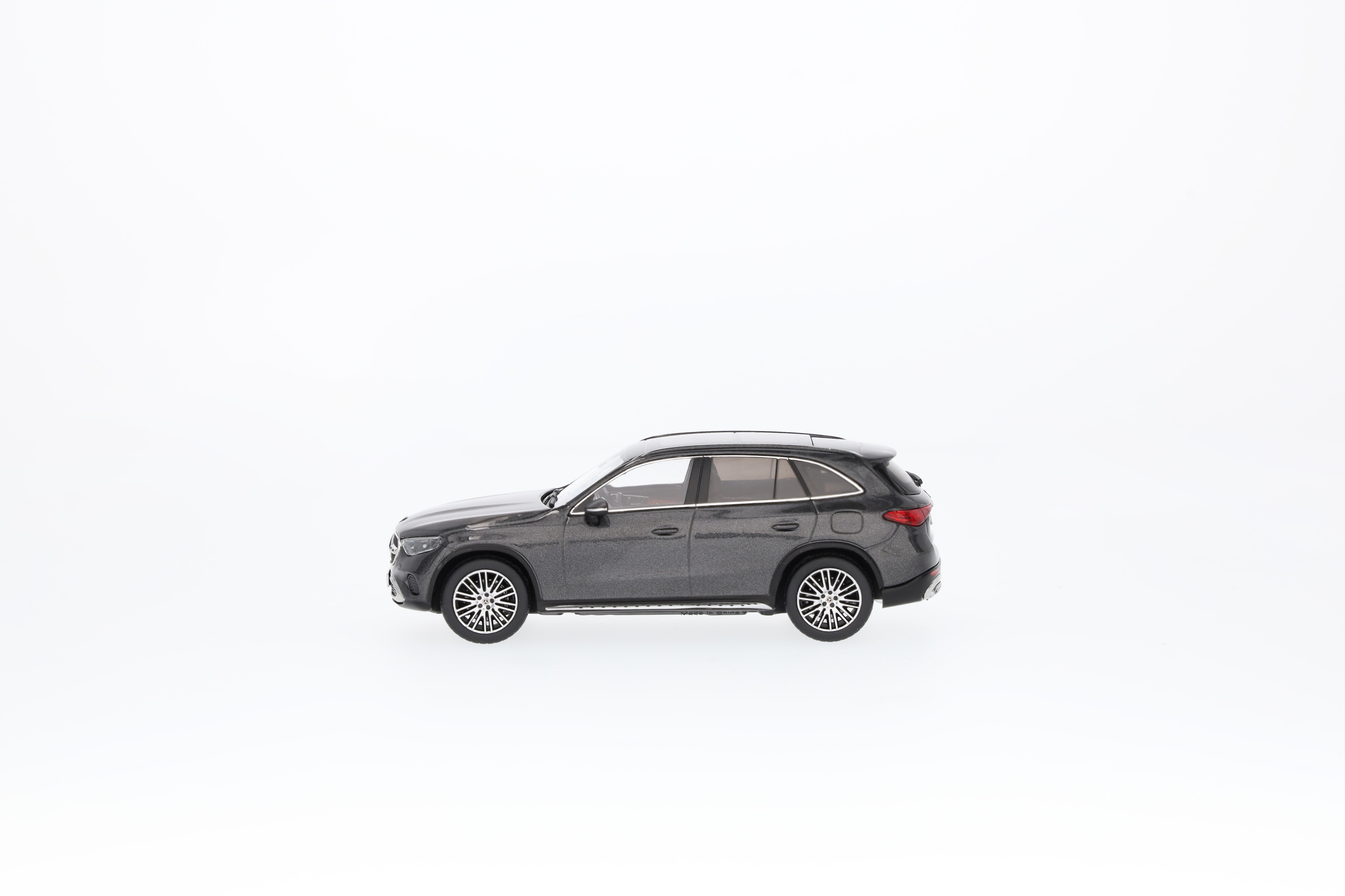 GLC, AVANTGARDE, X254 - graphitgrau, iScale, 1:43 GLC, AVANTGARDE, X254 - graphitgrau, iScale, 1:43