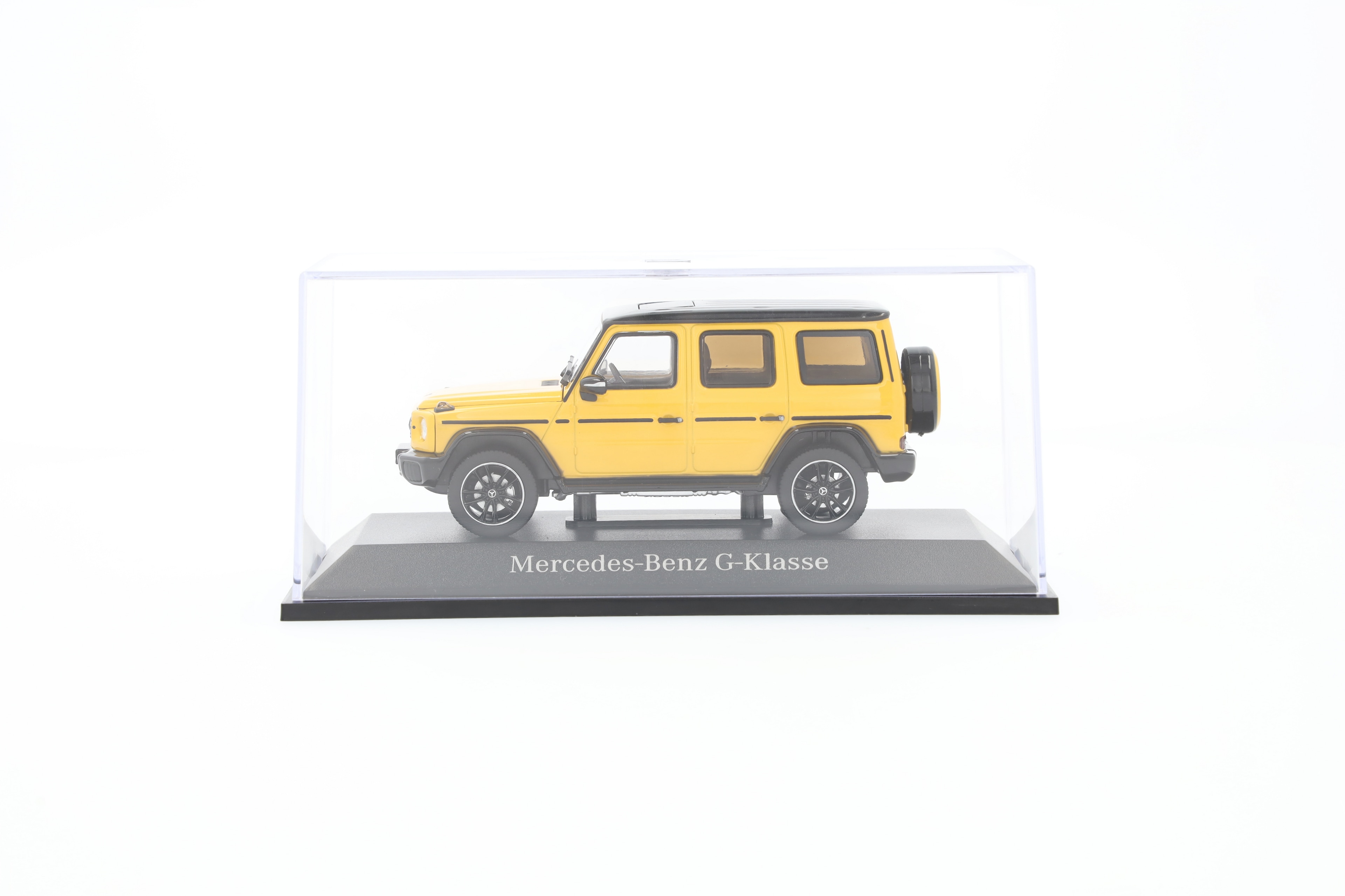 G-Klasse, Geländewagen, AMG Line, W465 - MANUFAKTUR sonnengelb uni, Norev, 1:43 G-Klasse, Geländewagen, AMG Line, W465 - MANUFAKTUR sonnengelb uni, Norev, 1:43