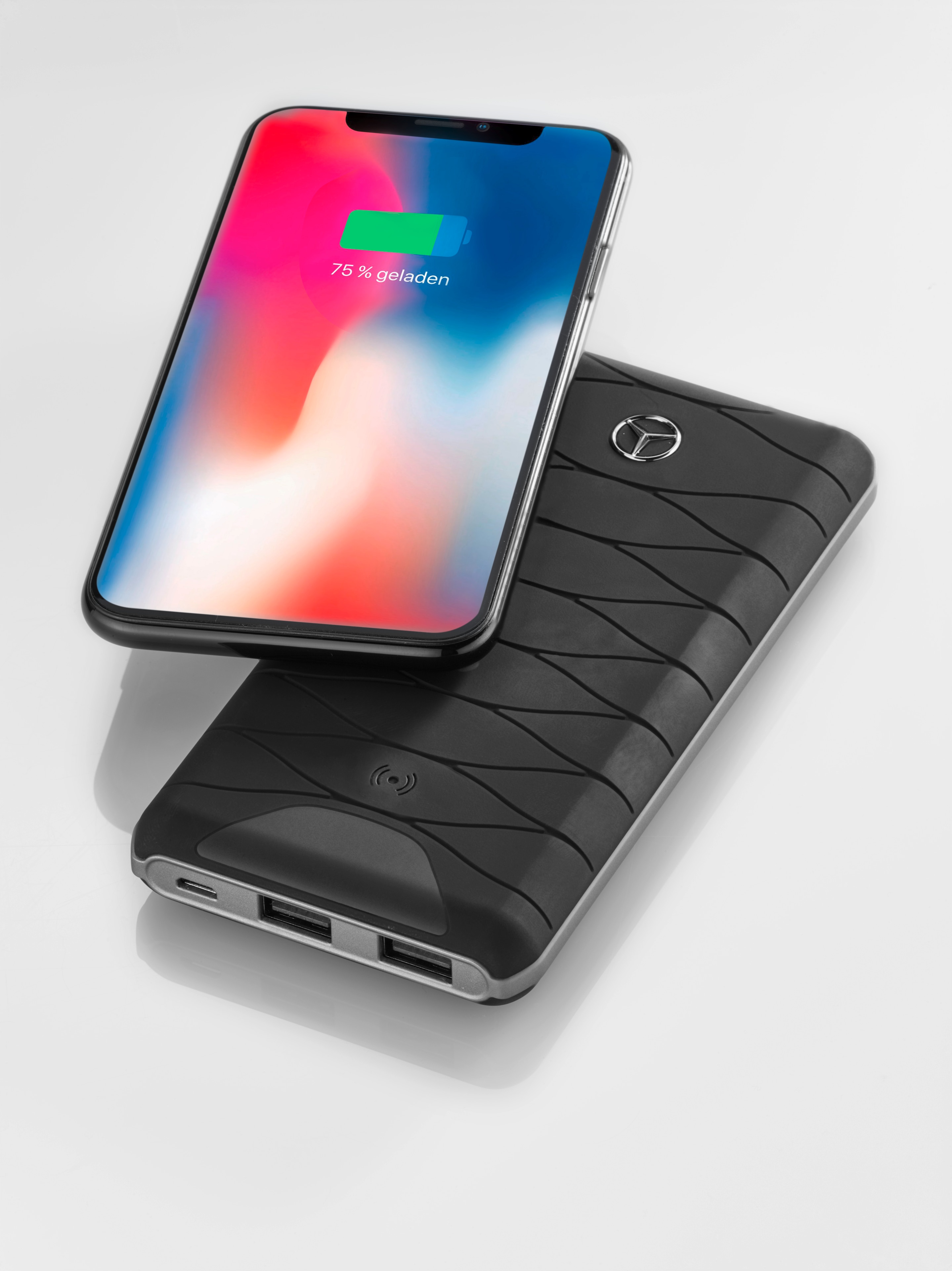 Powerbank, Aufladestation - schwarz / silberfarben, Kunststoff Powerbank, Aufladestation - schwarz / silberfarben, Kunststoff