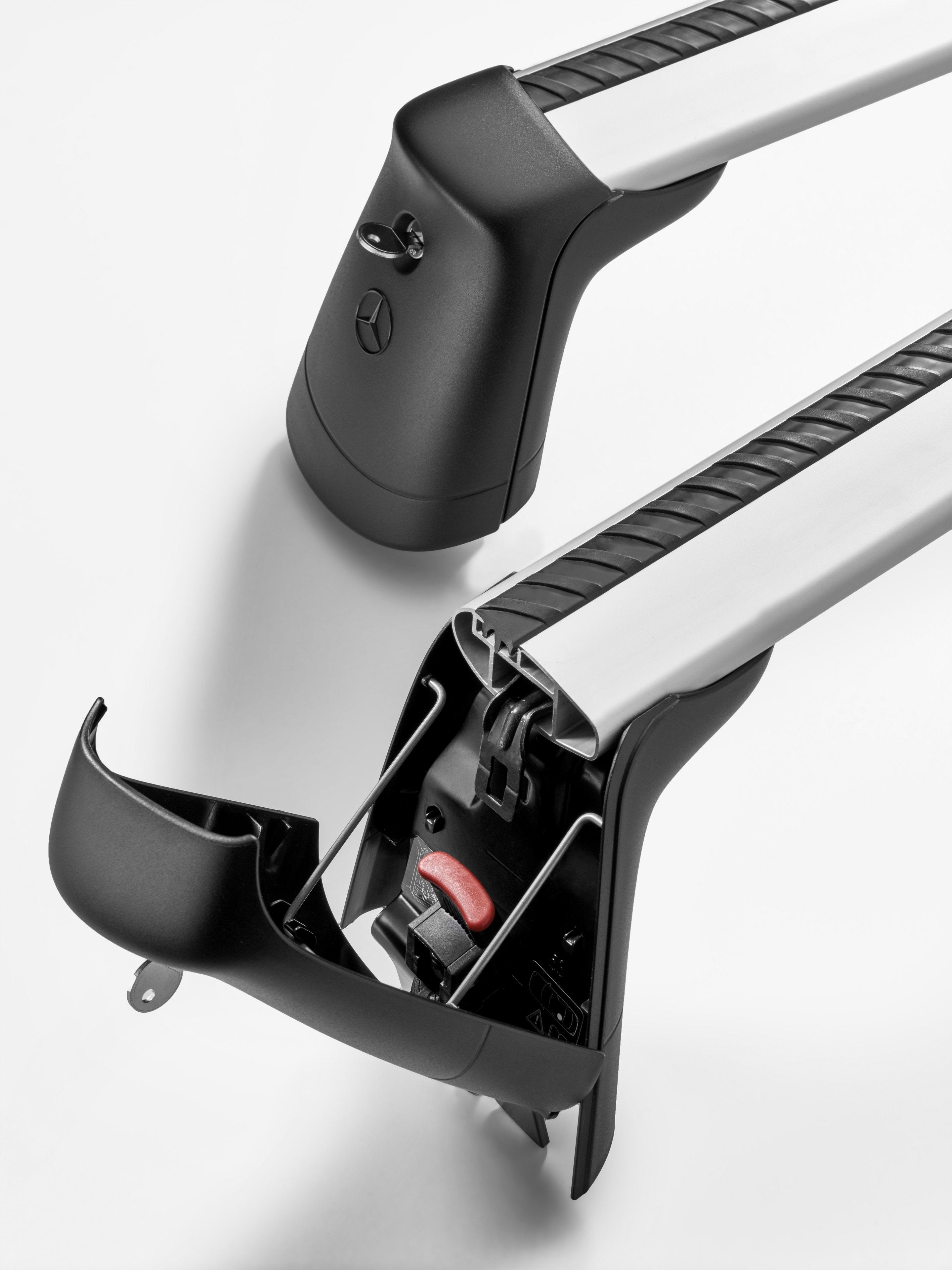 Grundträger, drei Querbrücken - Aluminium / Stahl, silberfarben / schwarz