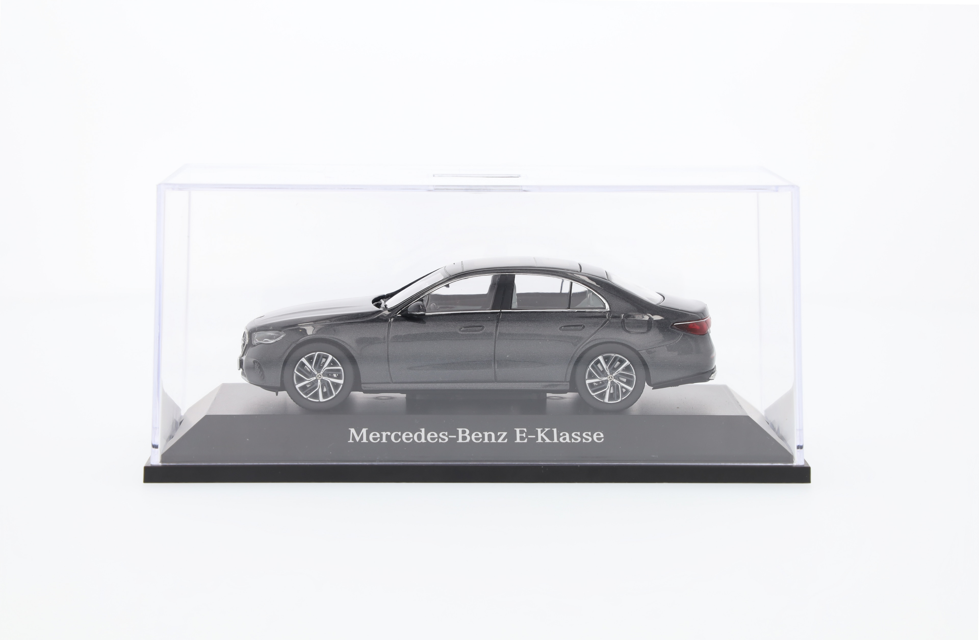 E-Klasse, Limousine, AVANTGARDE, W214 - graphitgrau, iScale, 1:43 E-Klasse, Limousine, AVANTGARDE, W214 - graphitgrau, iScale, 1:43