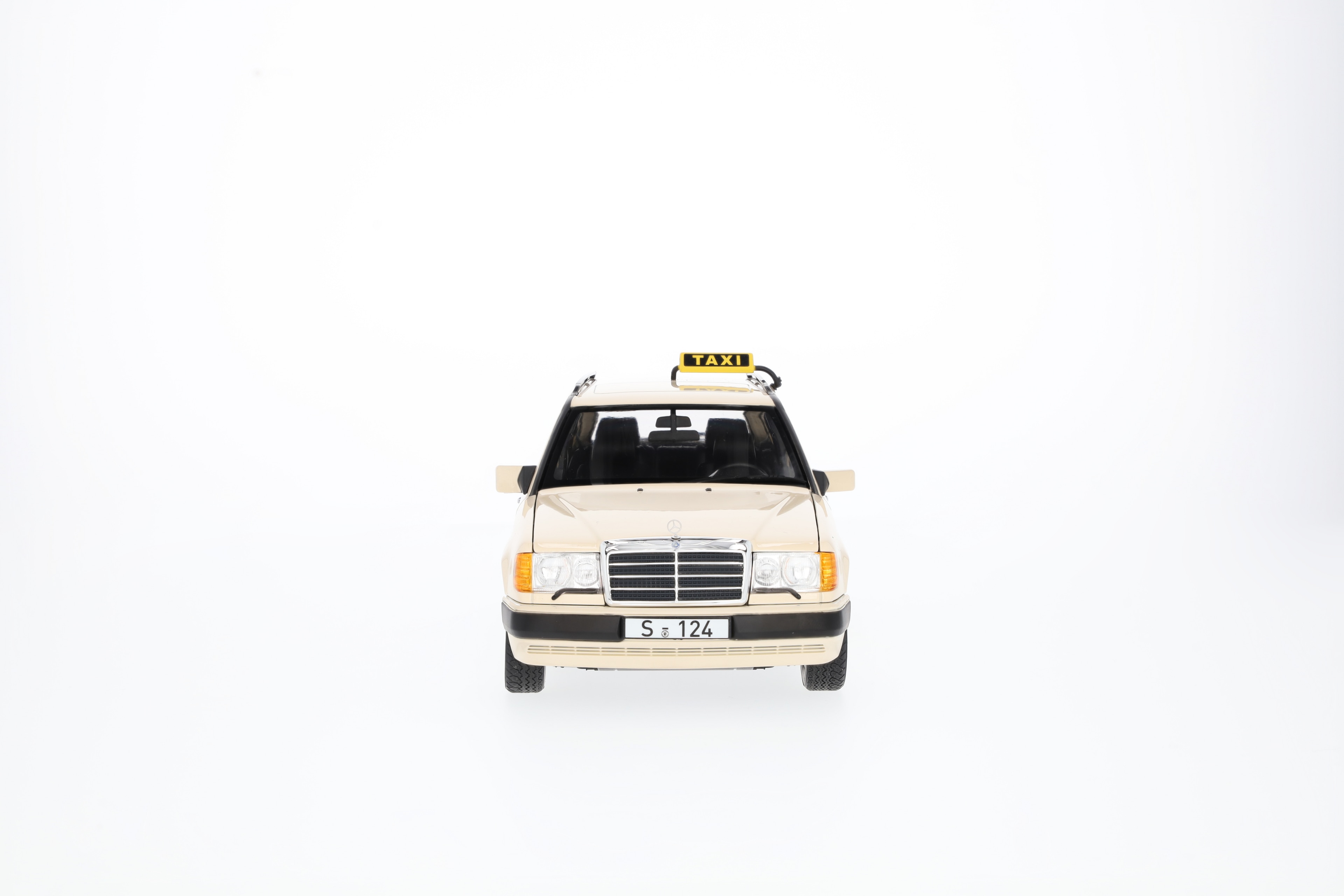 300 D S 124 (1989-1993), T-Modell, Taxi - hellelfenbein, Norev, 1:18