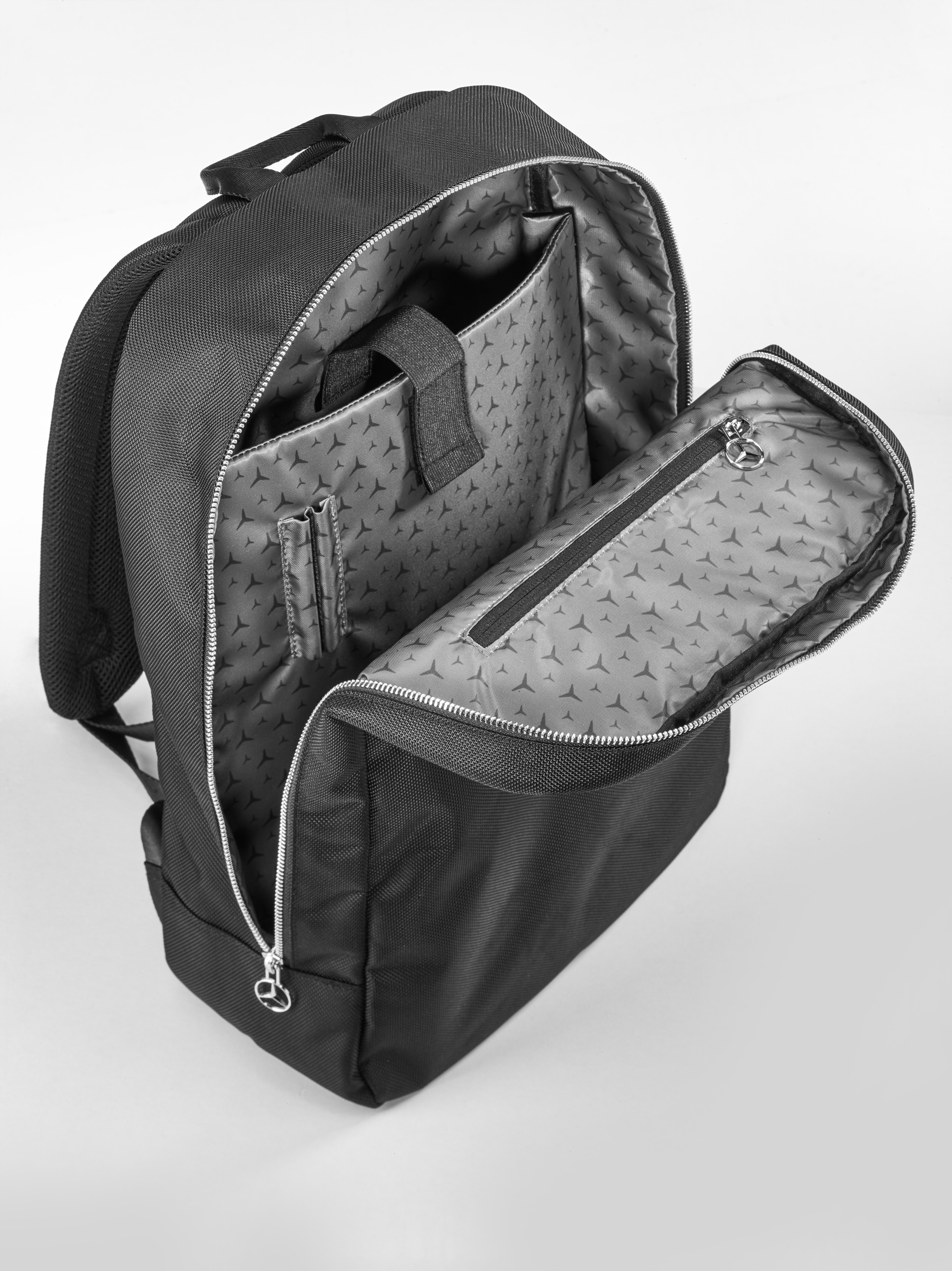 Rucksack - schwarz, Polyamid (recycelt) / Polyester (recycelt) Rucksack - schwarz, Polyamid (recycelt) / Polyester (recycelt)