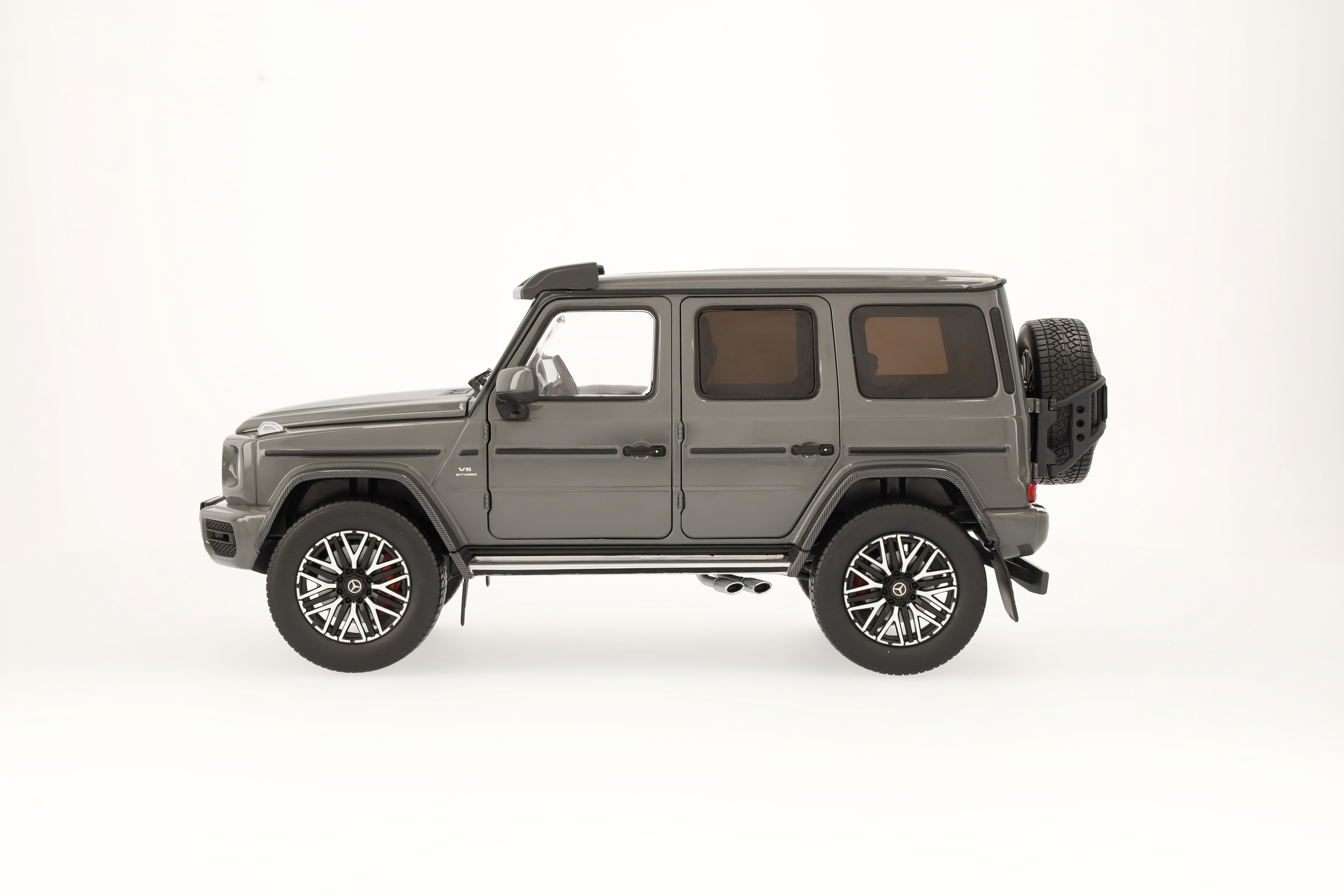 Mercedes-AMG G 63 4x4², W463 - G manufaktur classicgrau, iScale, 1:18 Mercedes-AMG G 63 4x4², W463 - G manufaktur classicgrau, iScale, 1:18