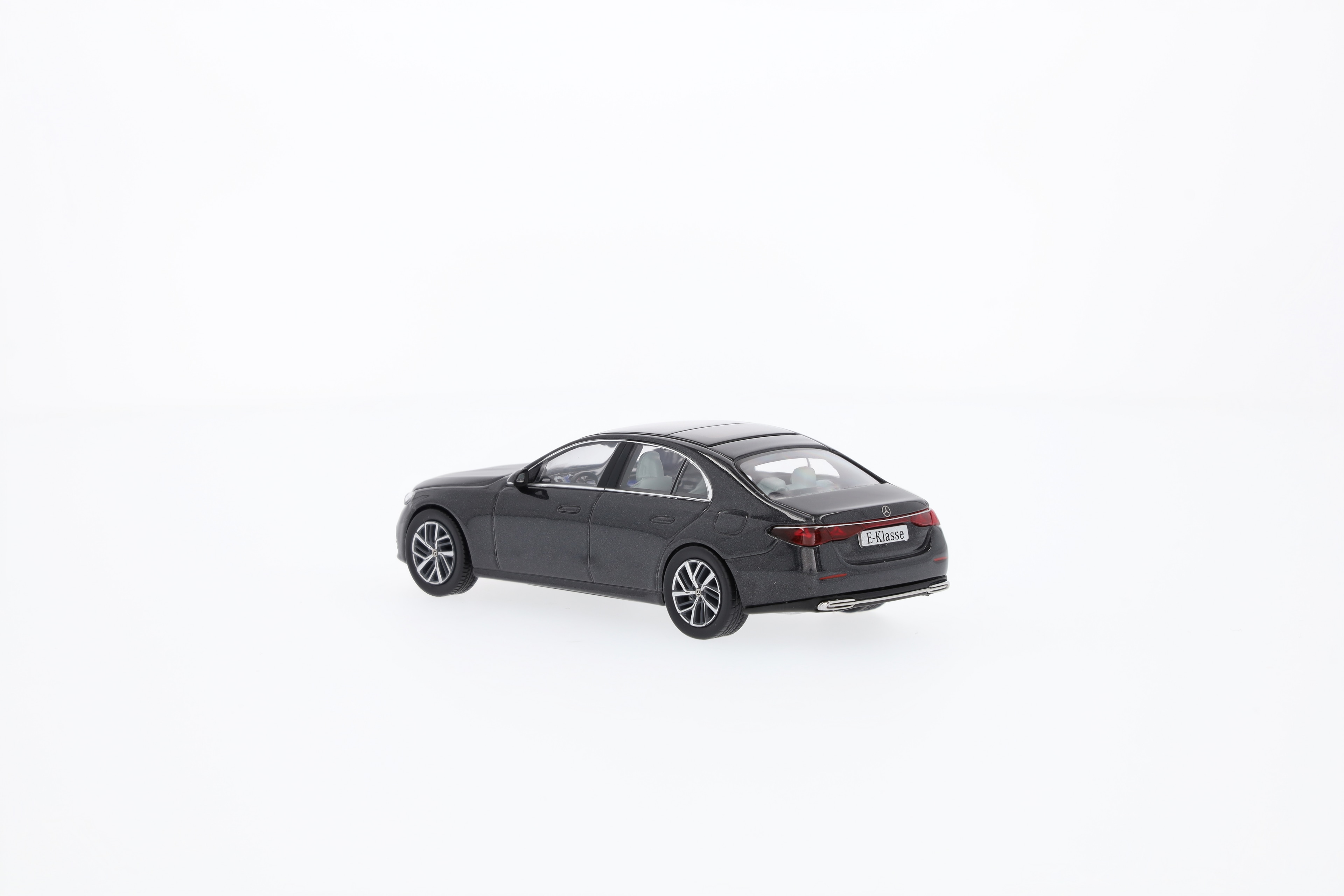 E-Klasse, Limousine, AVANTGARDE, W214 - graphitgrau, iScale, 1:43 E-Klasse, Limousine, AVANTGARDE, W214 - graphitgrau, iScale, 1:43