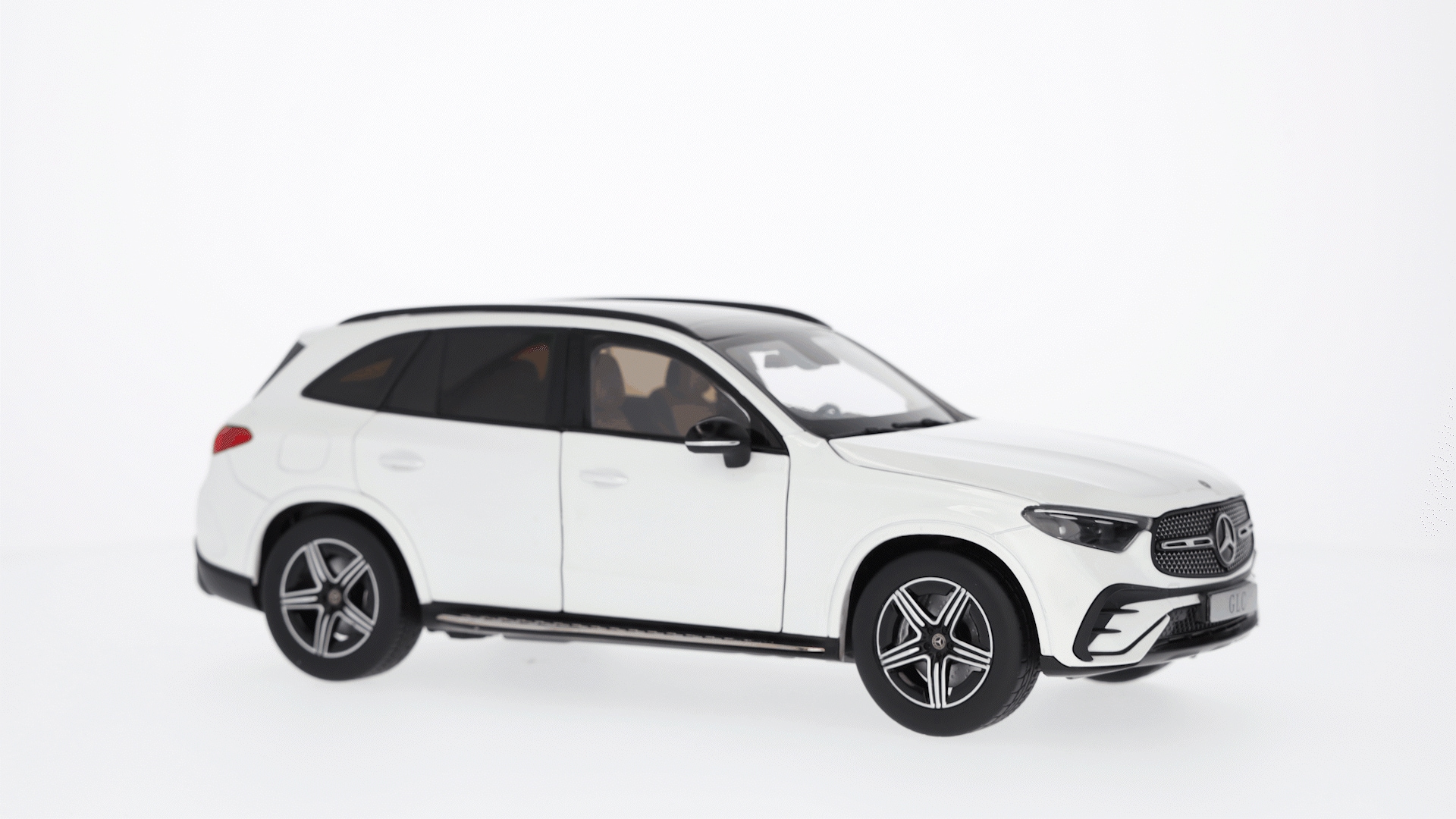 GLC, AMG Line, X254 - MANUFAKTUR opalithweiß bright, iScale, 1:18