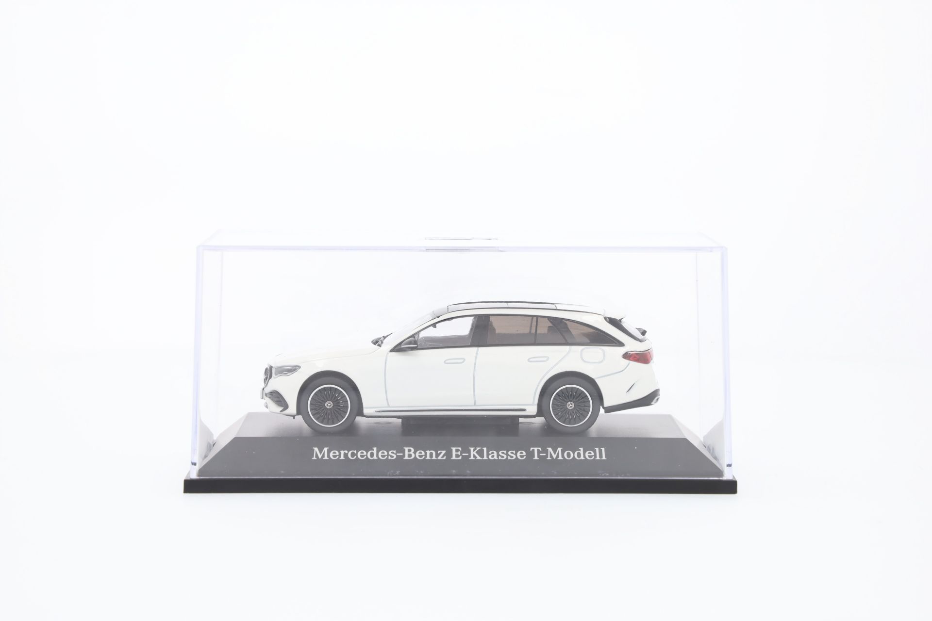 Ficha Tecnica de Mercedes Benz E Class Estate S214 220 d 9G-TRONIC